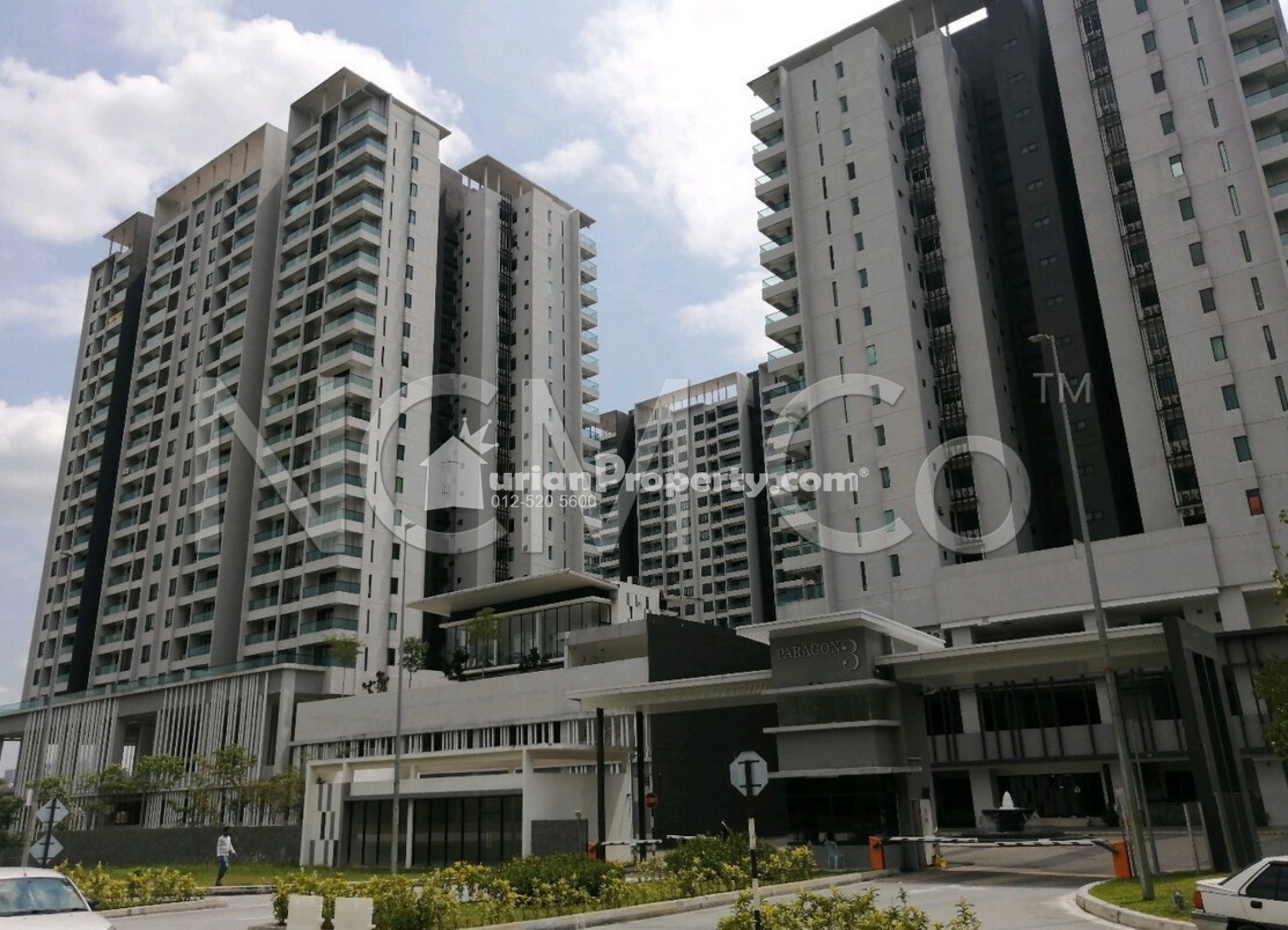 Condo For Auction at Paragon 3