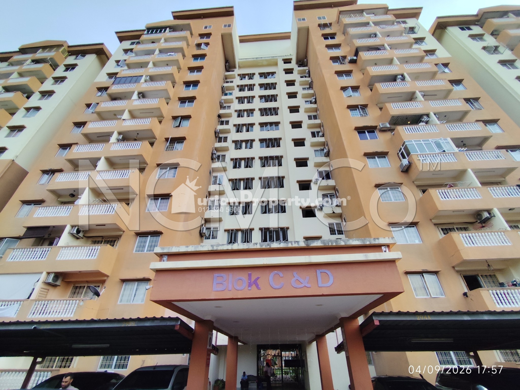 Apartment For Auction at Sri Lavender Apartment