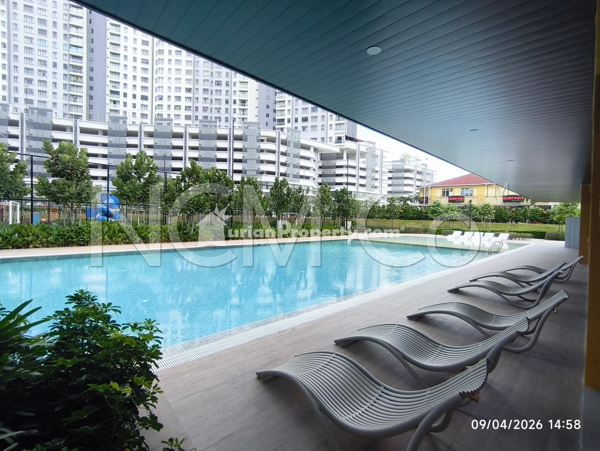 Condo For Auction at The Andes