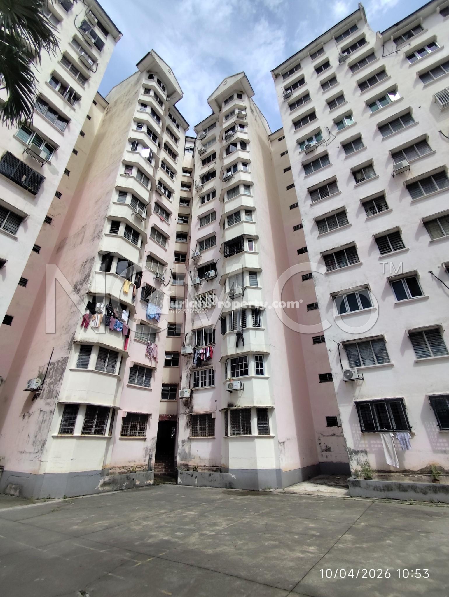 Apartment For Auction at Indah Mas Apartment