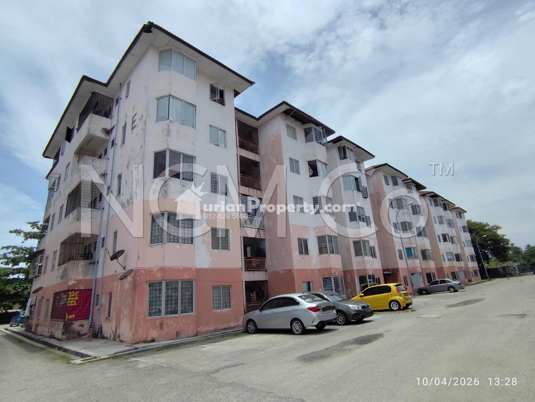 Apartment For Auction at Taman Sri Nelayan Flat