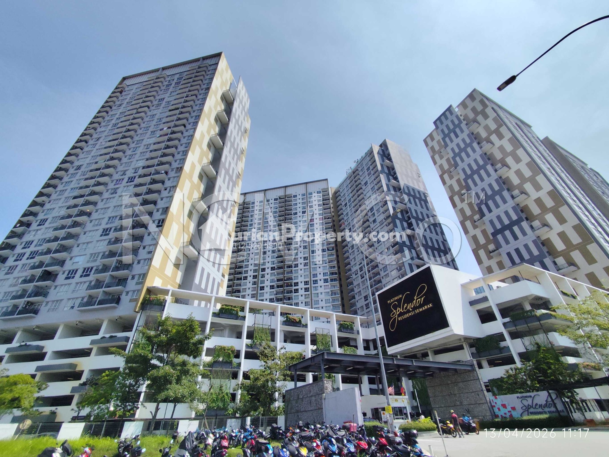 Condo For Auction at Platinum Splendor