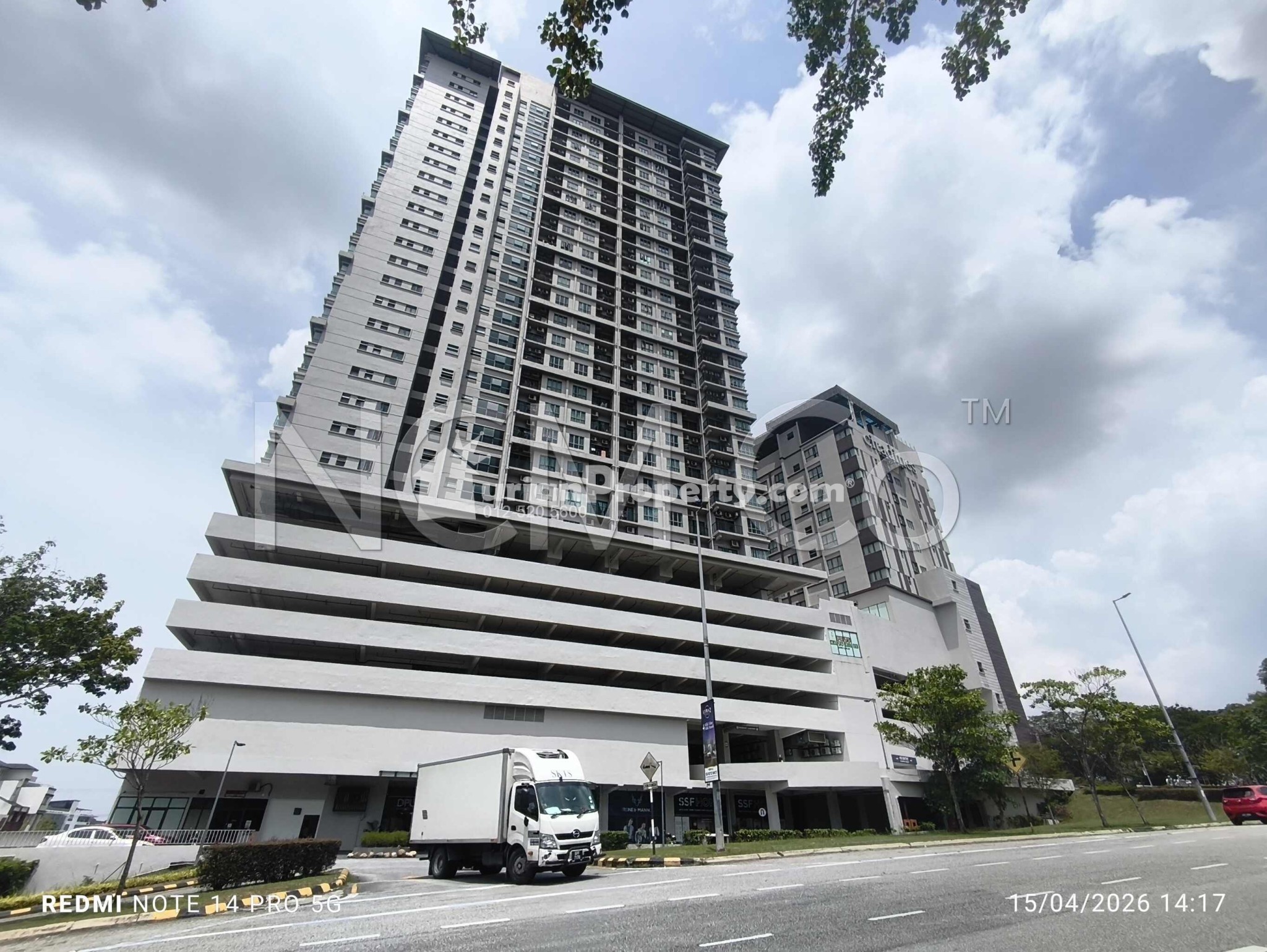 Serviced Residence For Auction at D'Pulze