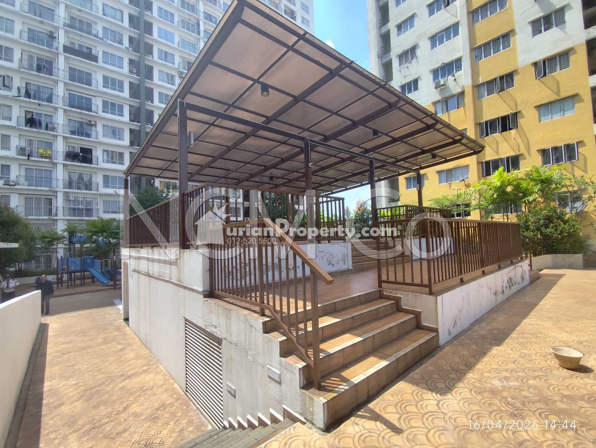 Apartment For Auction at Palm Garden Apartment