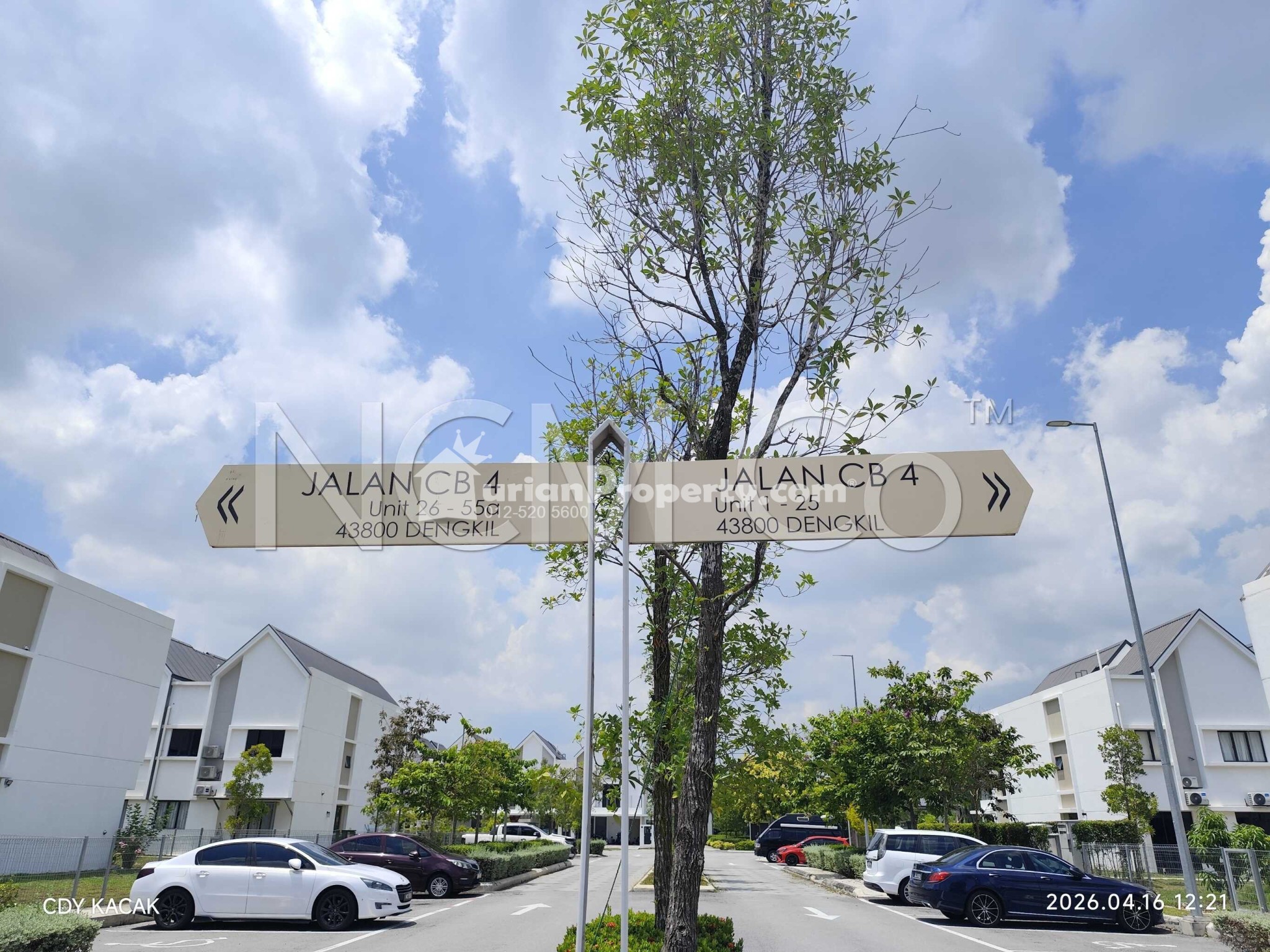 Terrace House For Auction at Casa Bayu Apartment