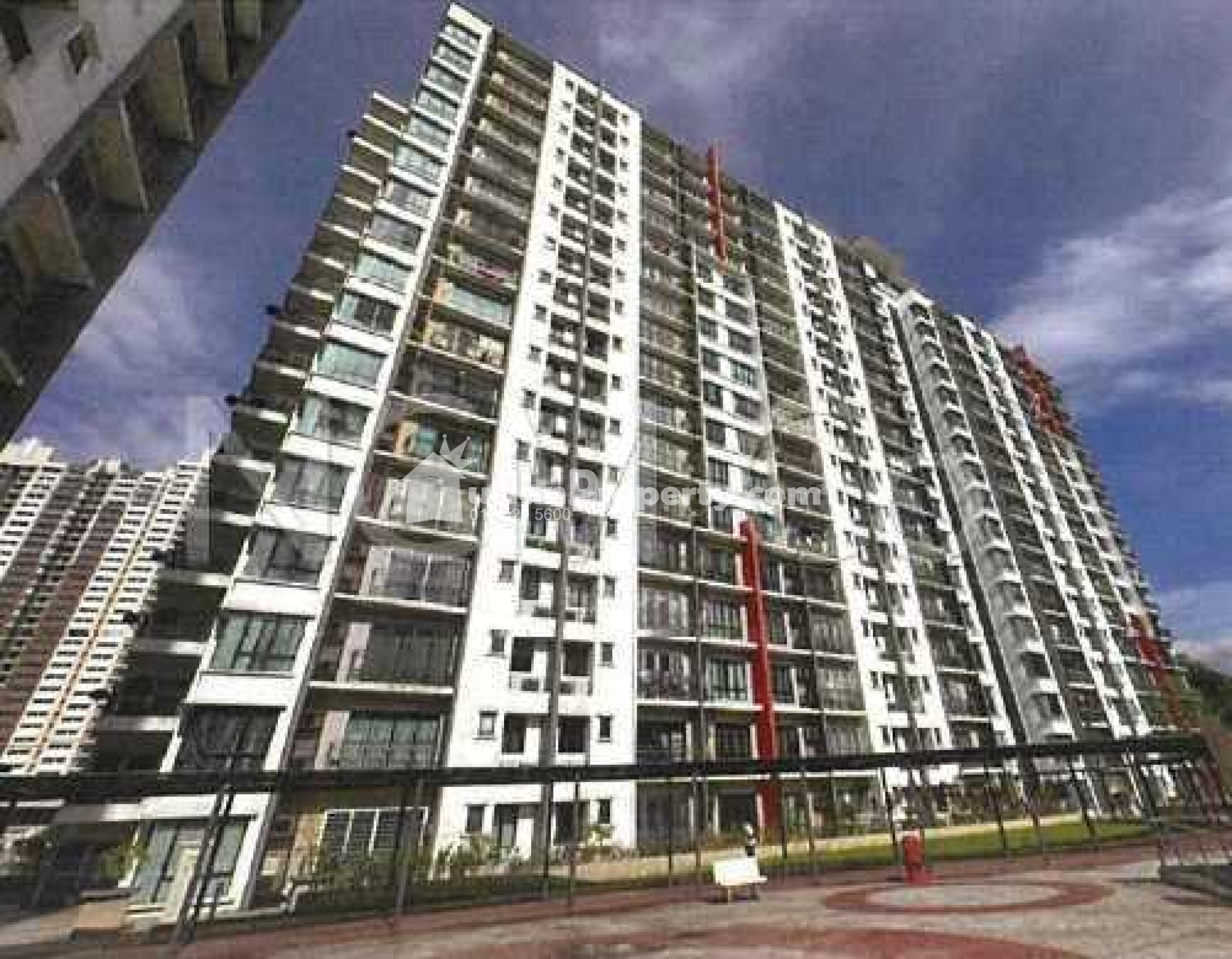 Apartment For Auction at V-Residensi