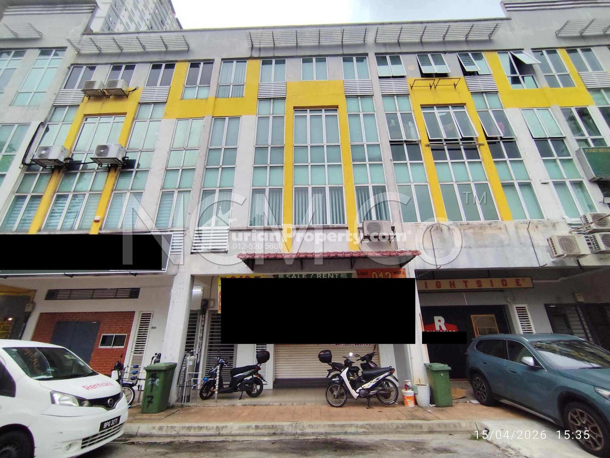 Shop Office For Auction at Signature Park