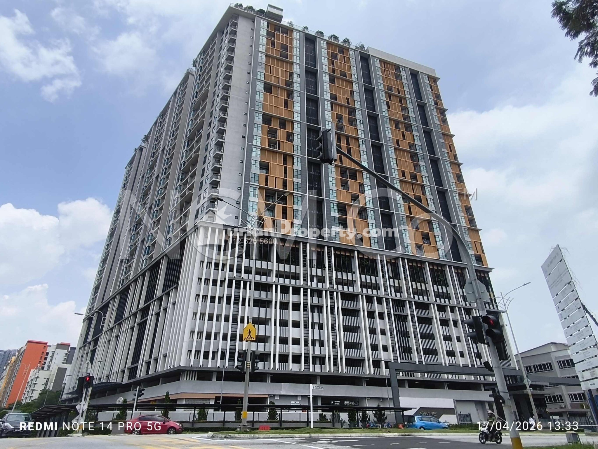 Serviced Residence For Auction at AraTre' Residence