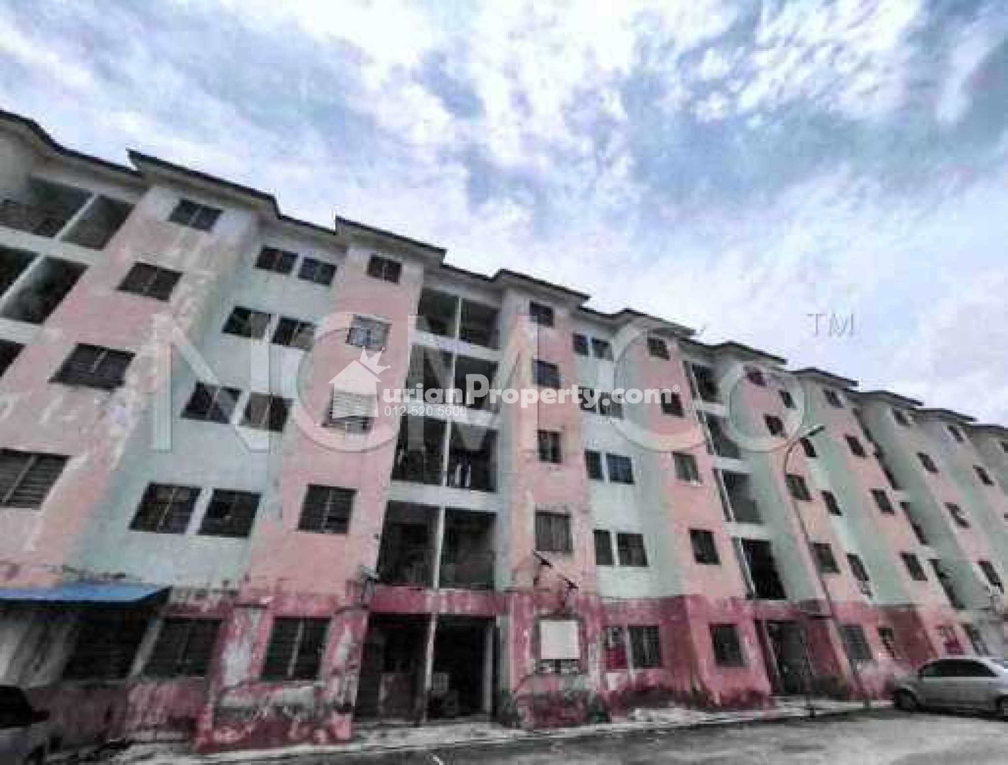Apartment For Auction at Taman Sri Nelayan Flat