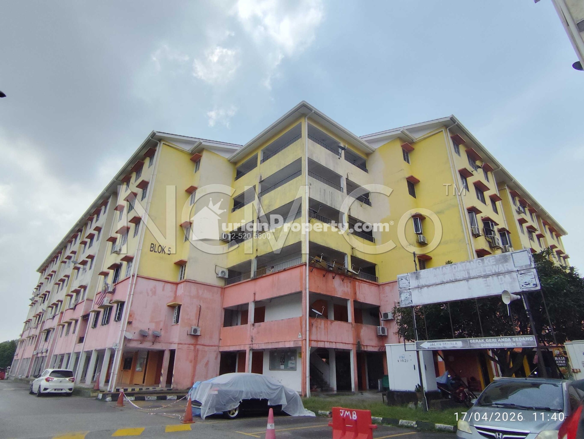 Apartment For Auction at Sri Melewar Apartment