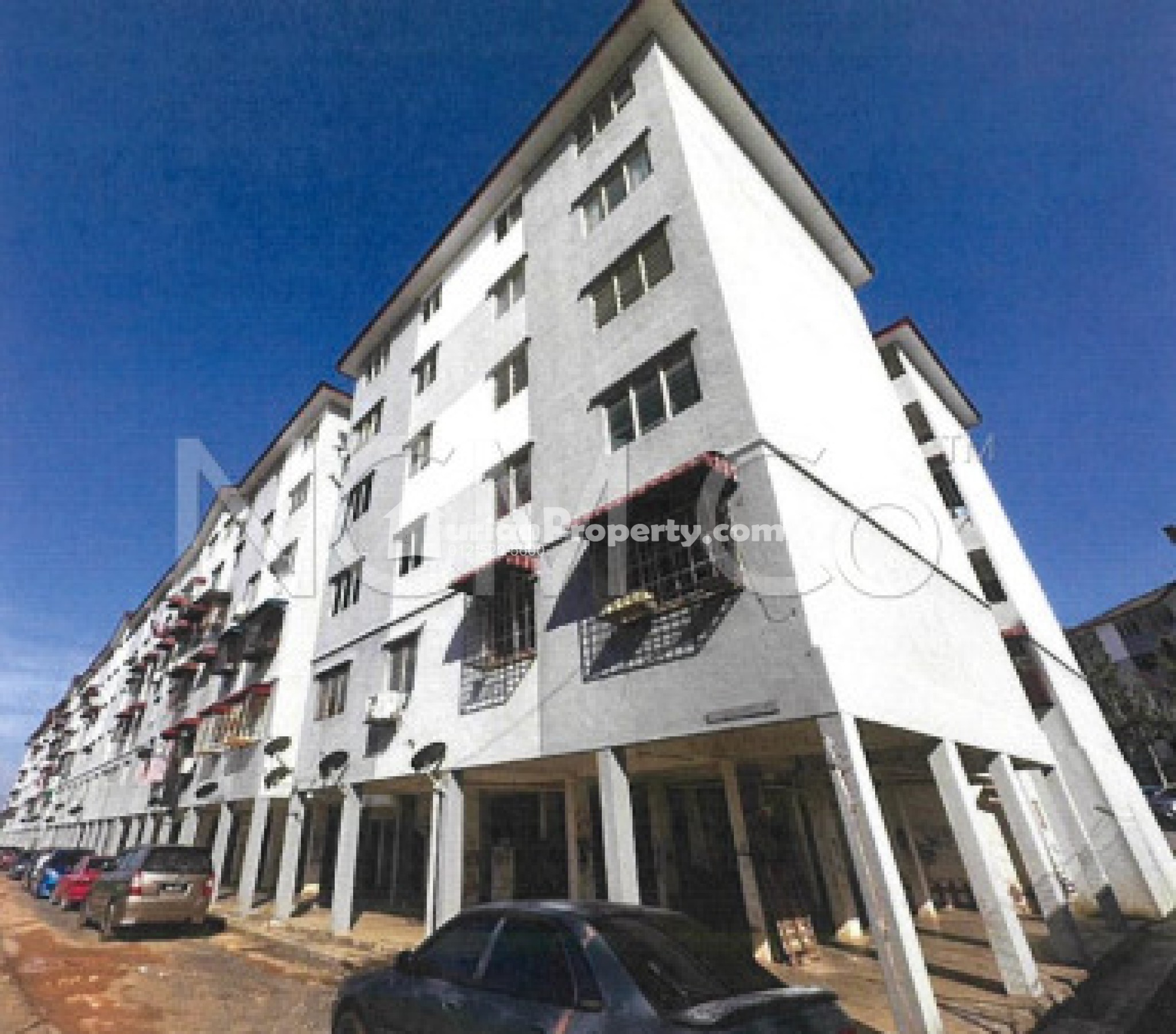 Apartment For Auction at Teratai Apartment