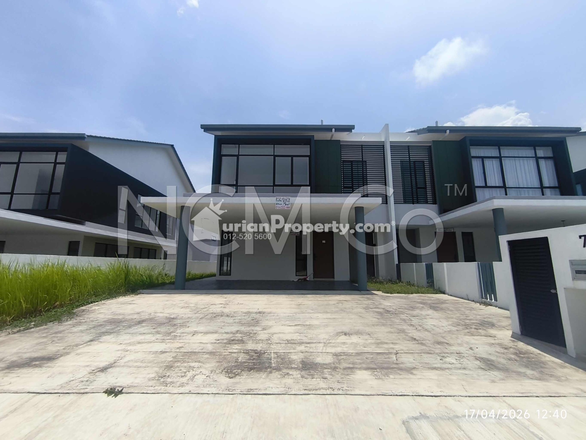 Semi D For Auction at Lambaian Residence