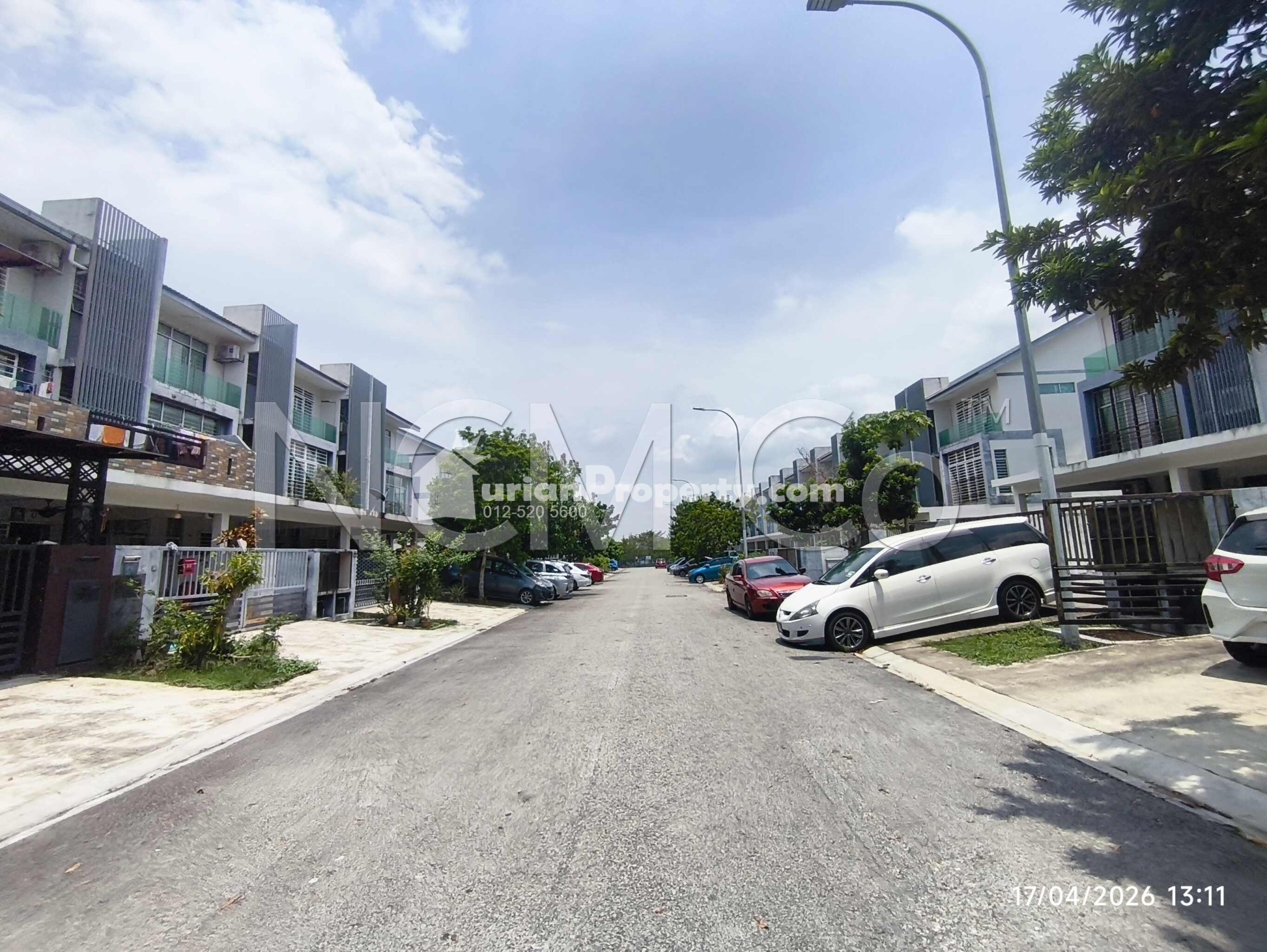 Terrace House For Auction at Bangi Avenue