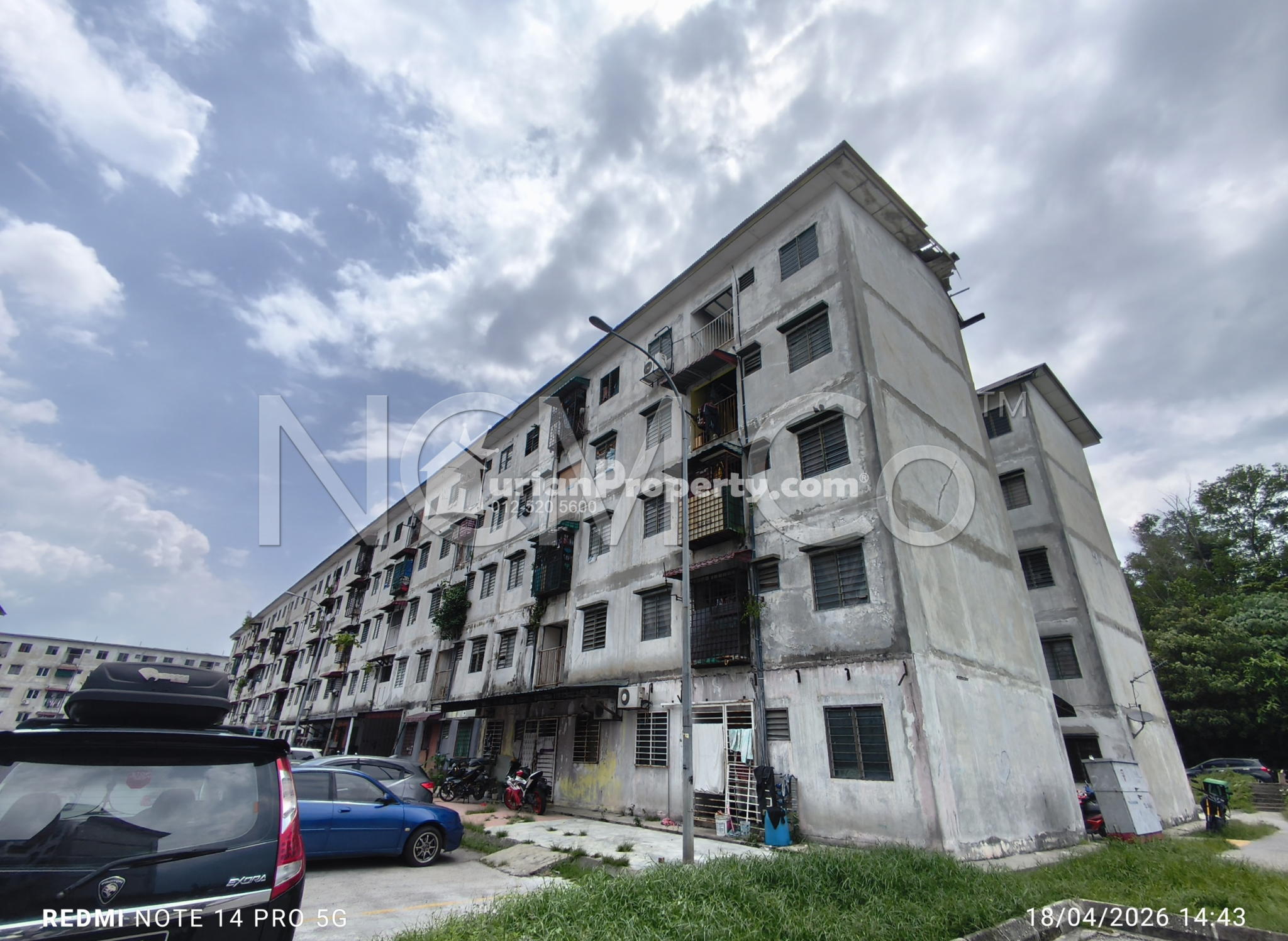 Apartment For Auction at Palma Apartment