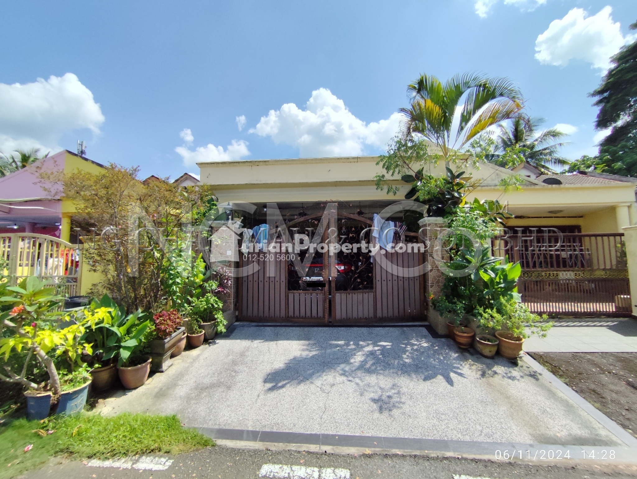 Terrace House For Auction at Taman Bukit Rawang Jaya