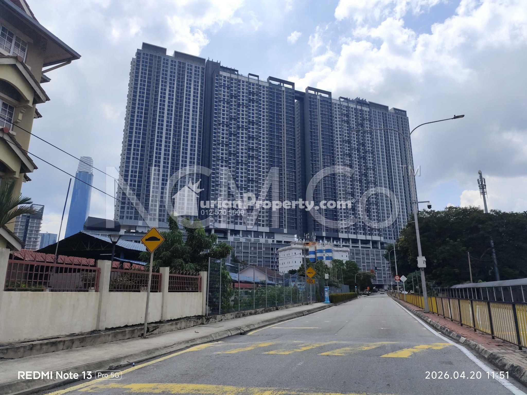 Apartment For Auction at Skyline KL