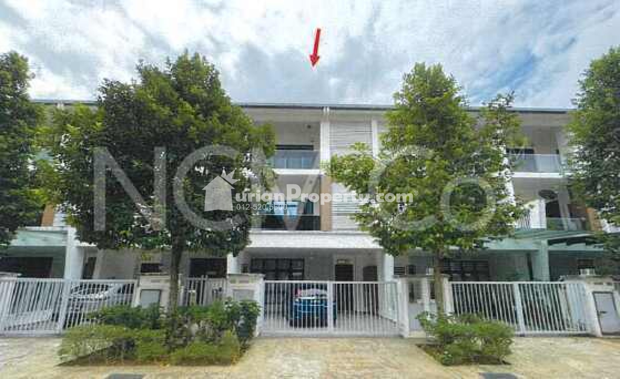 Terrace House For Auction at Avens Residence