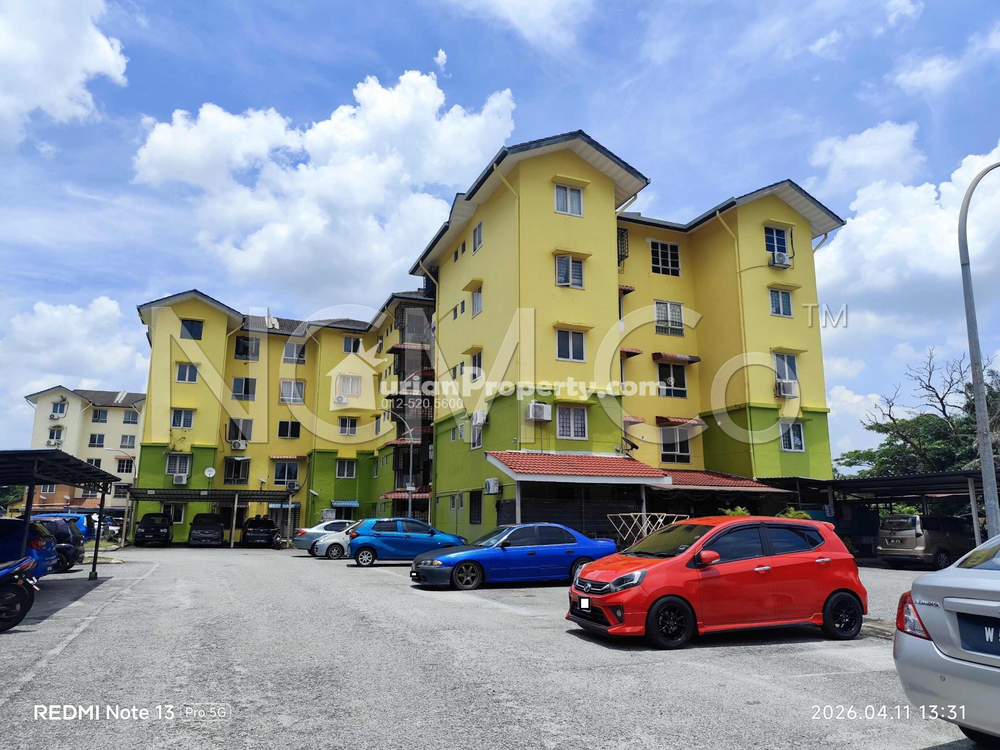 Apartment For Auction at Pinewood Court