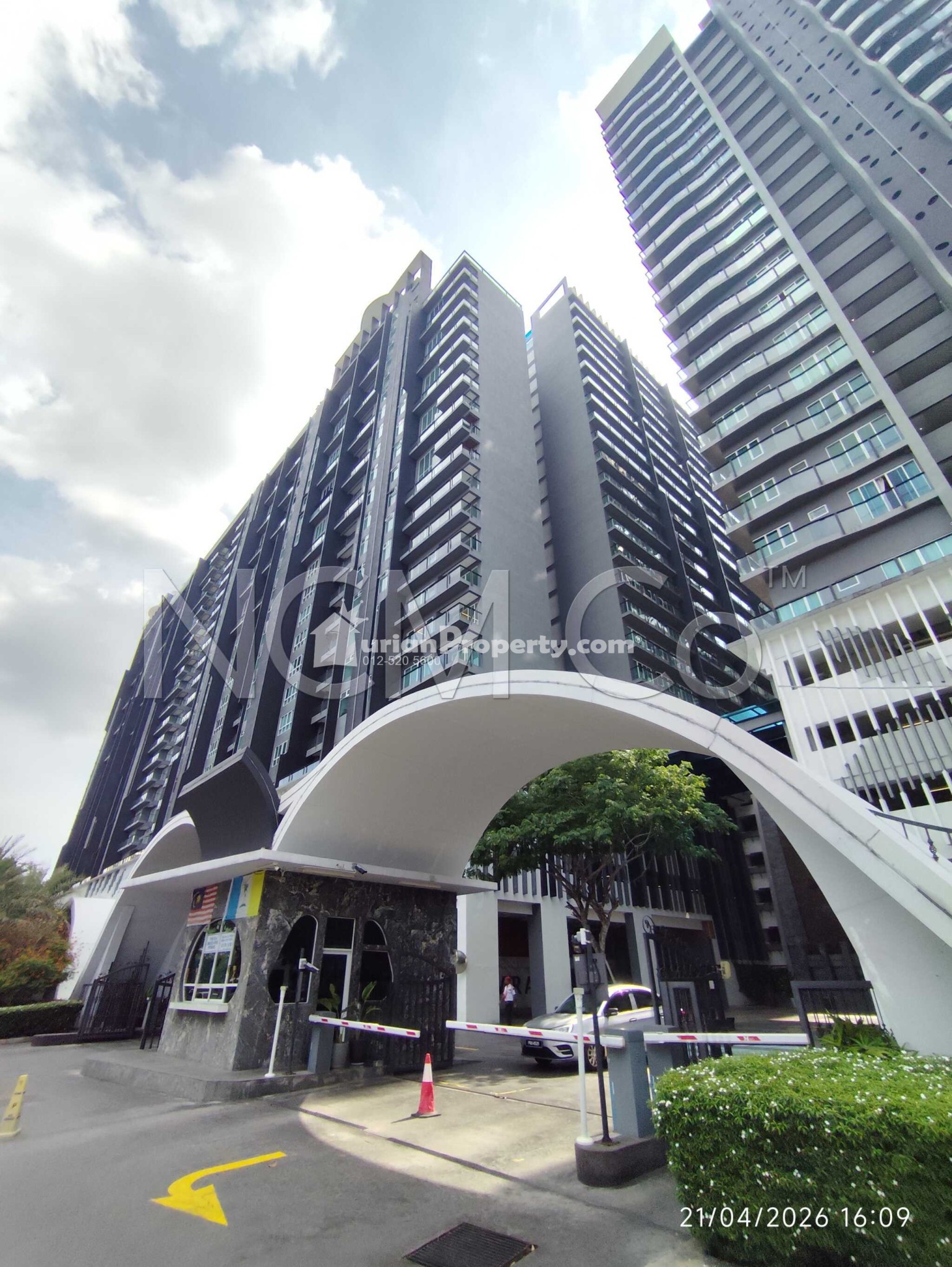 SOHO For Auction at QuayWest Residence