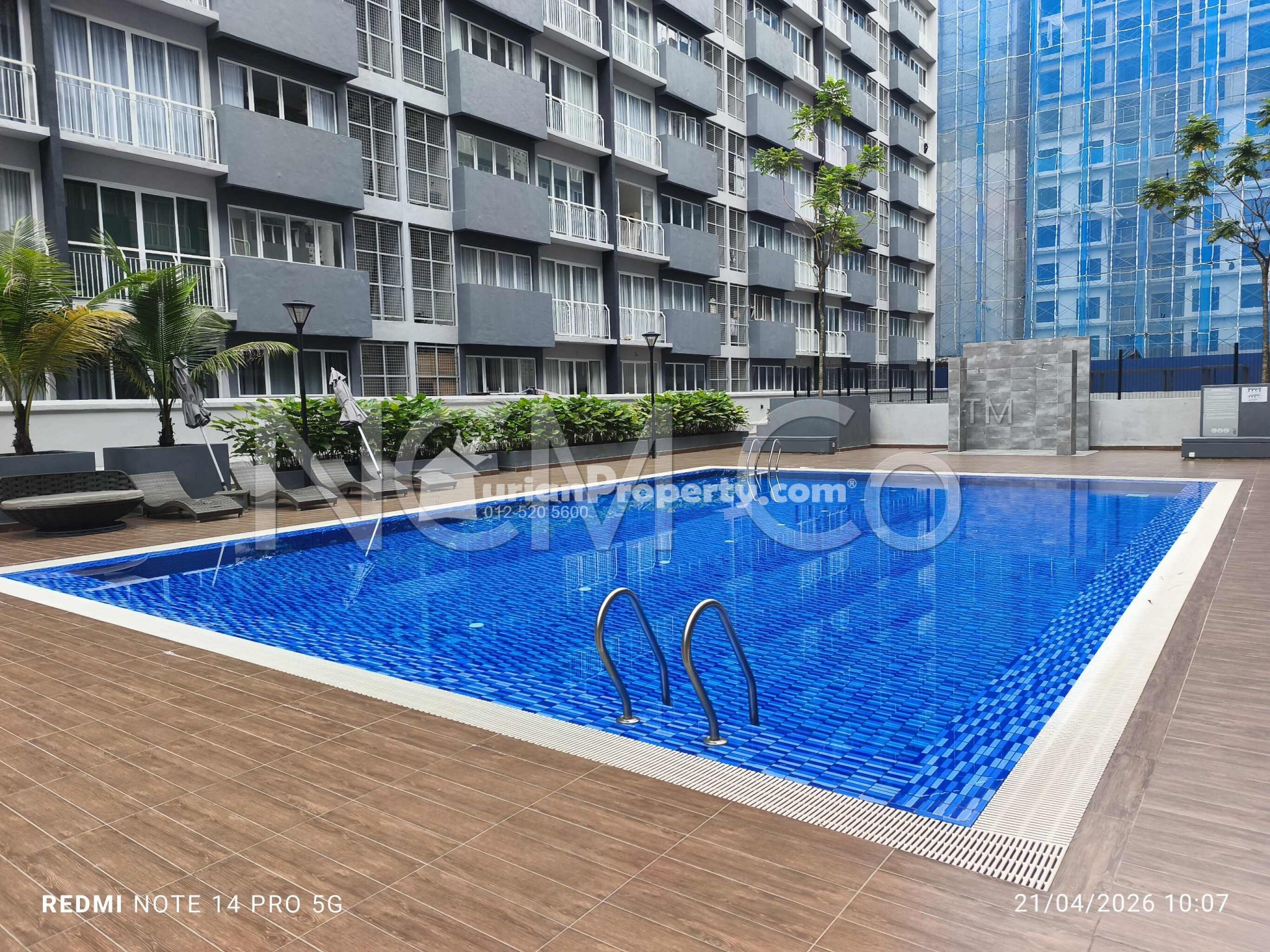 Apartment For Auction at Nadayu 801