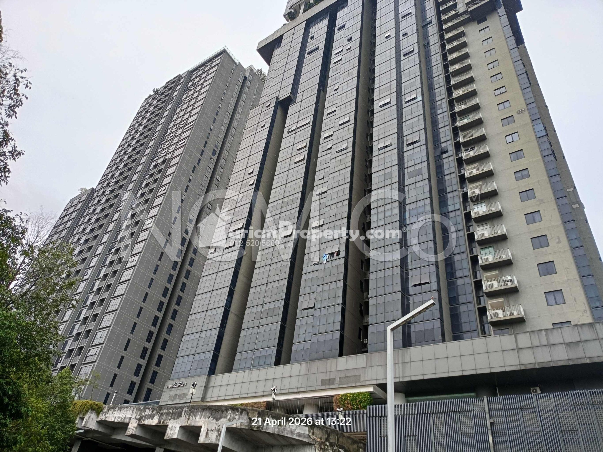 Shop For Auction at Icon City