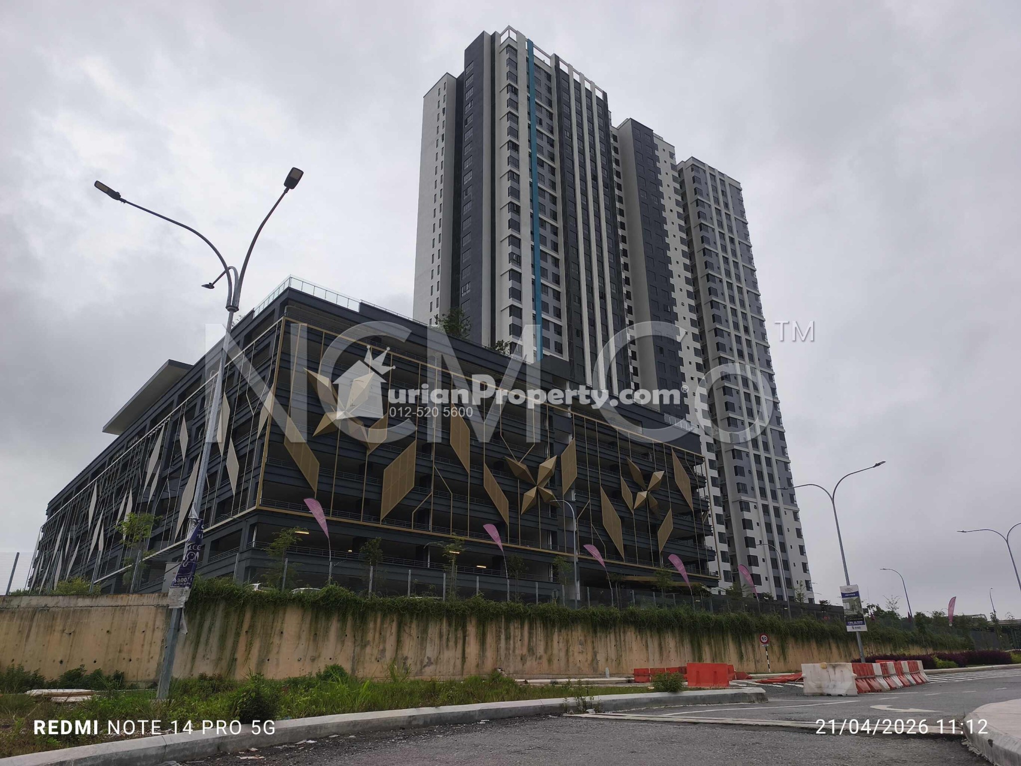 Serviced Residence For Auction at Seiring Residensi