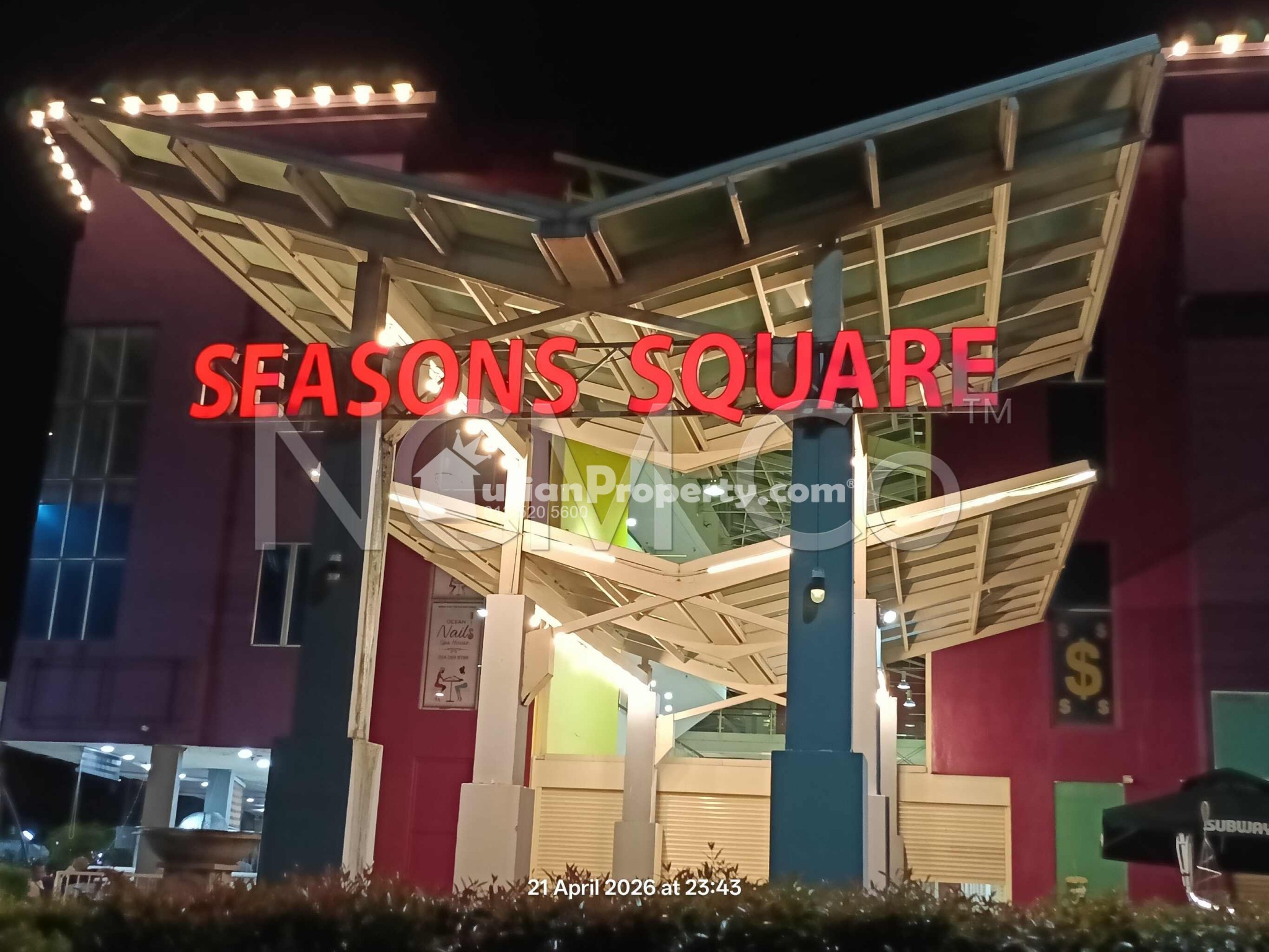 Retail Space For Auction at Seasons Square