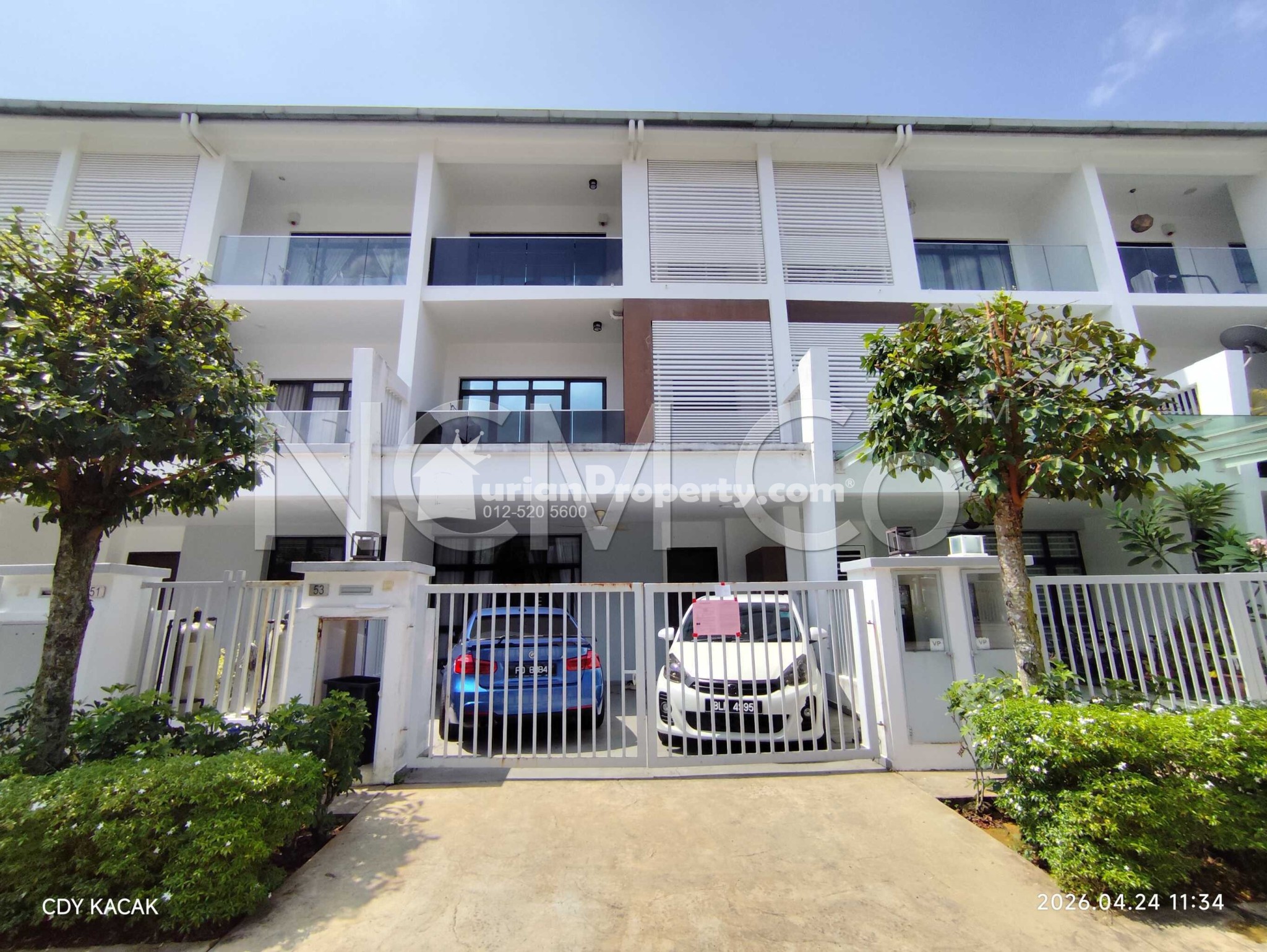 Terrace House For Auction at Avens Residence