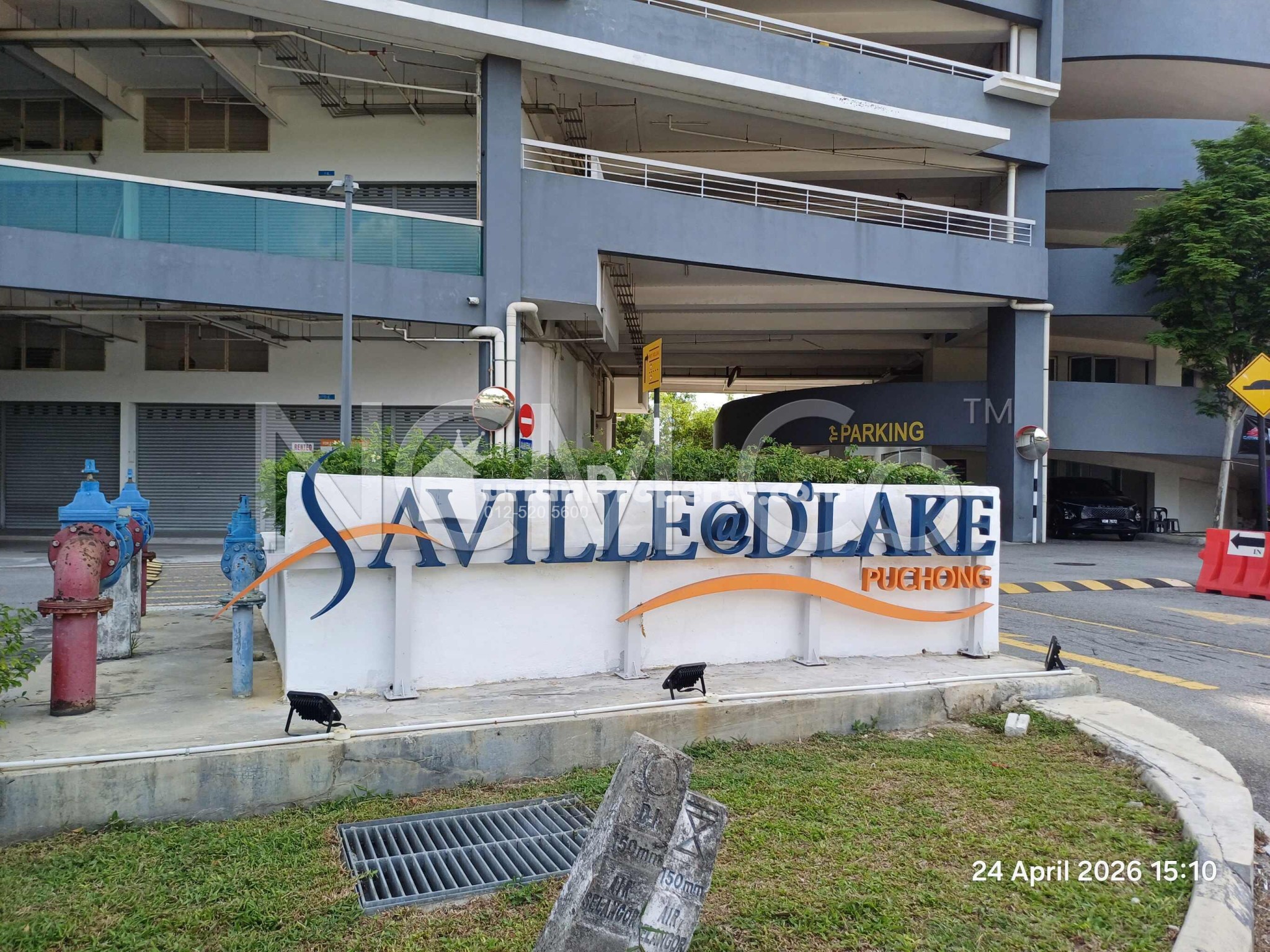 Serviced Residence For Auction at Saville D'lake