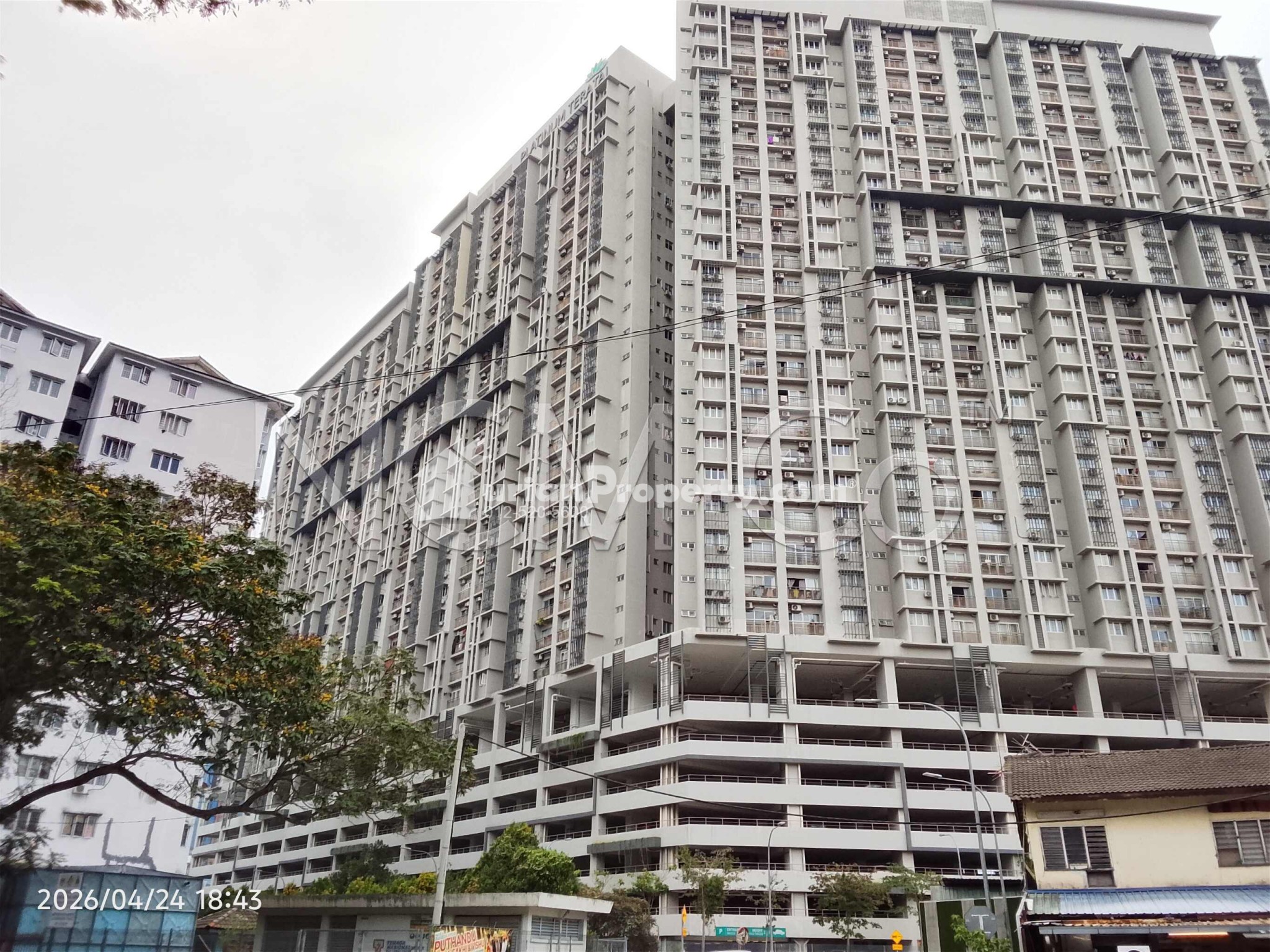 Apartment For Auction at Platinum Teratai