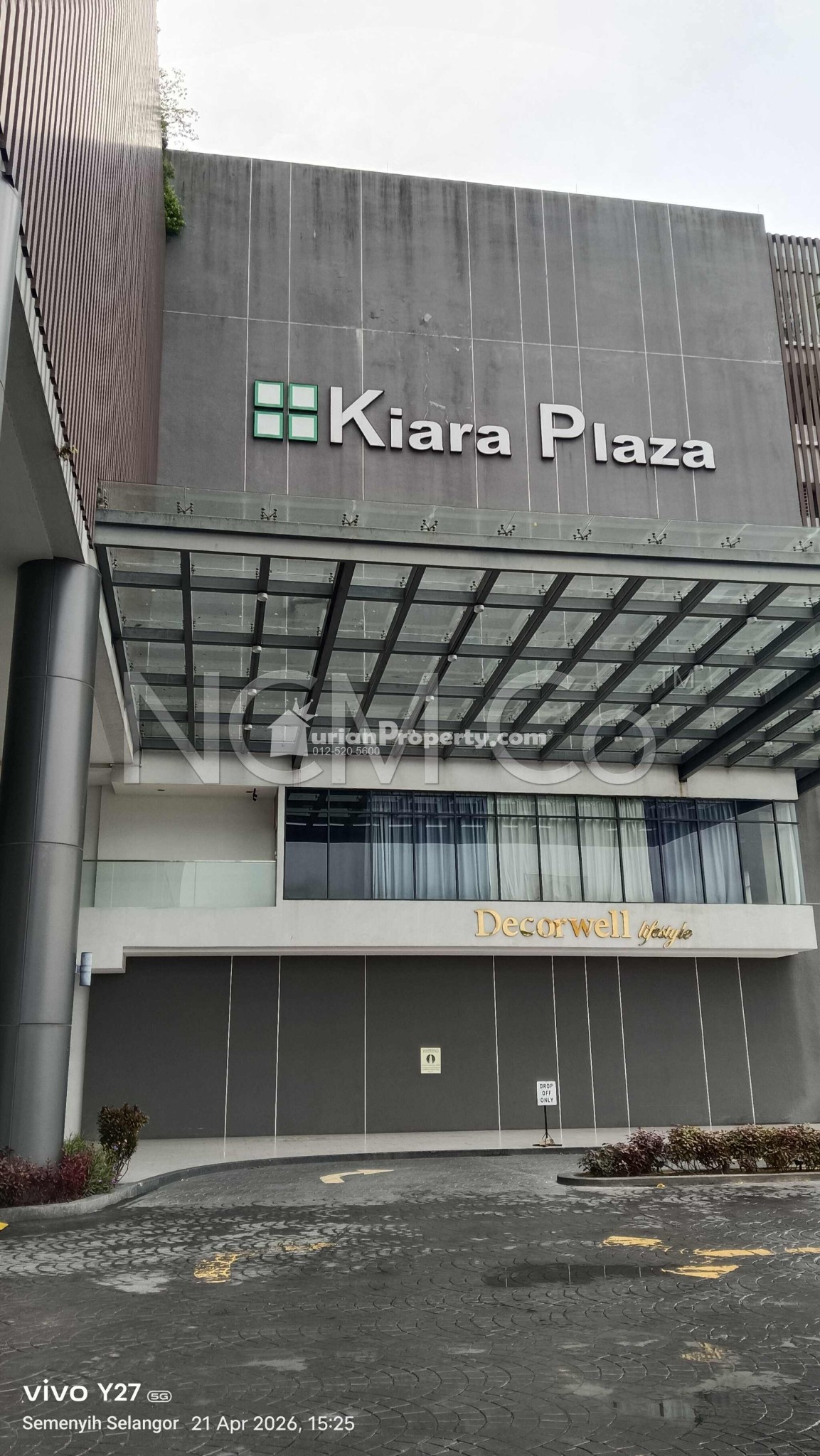 Shop For Auction at Kiara Plaza