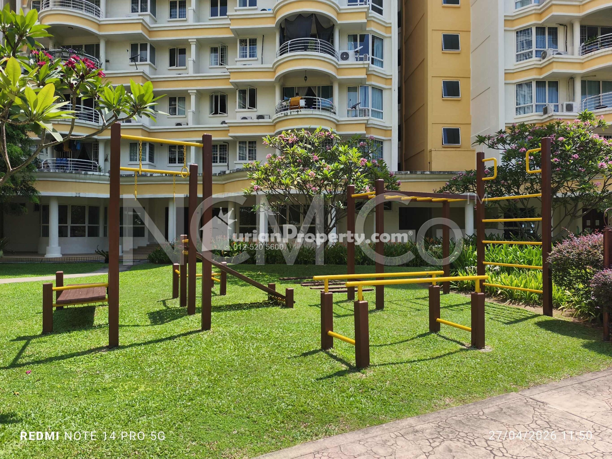 Condo For Auction at Gold Coast