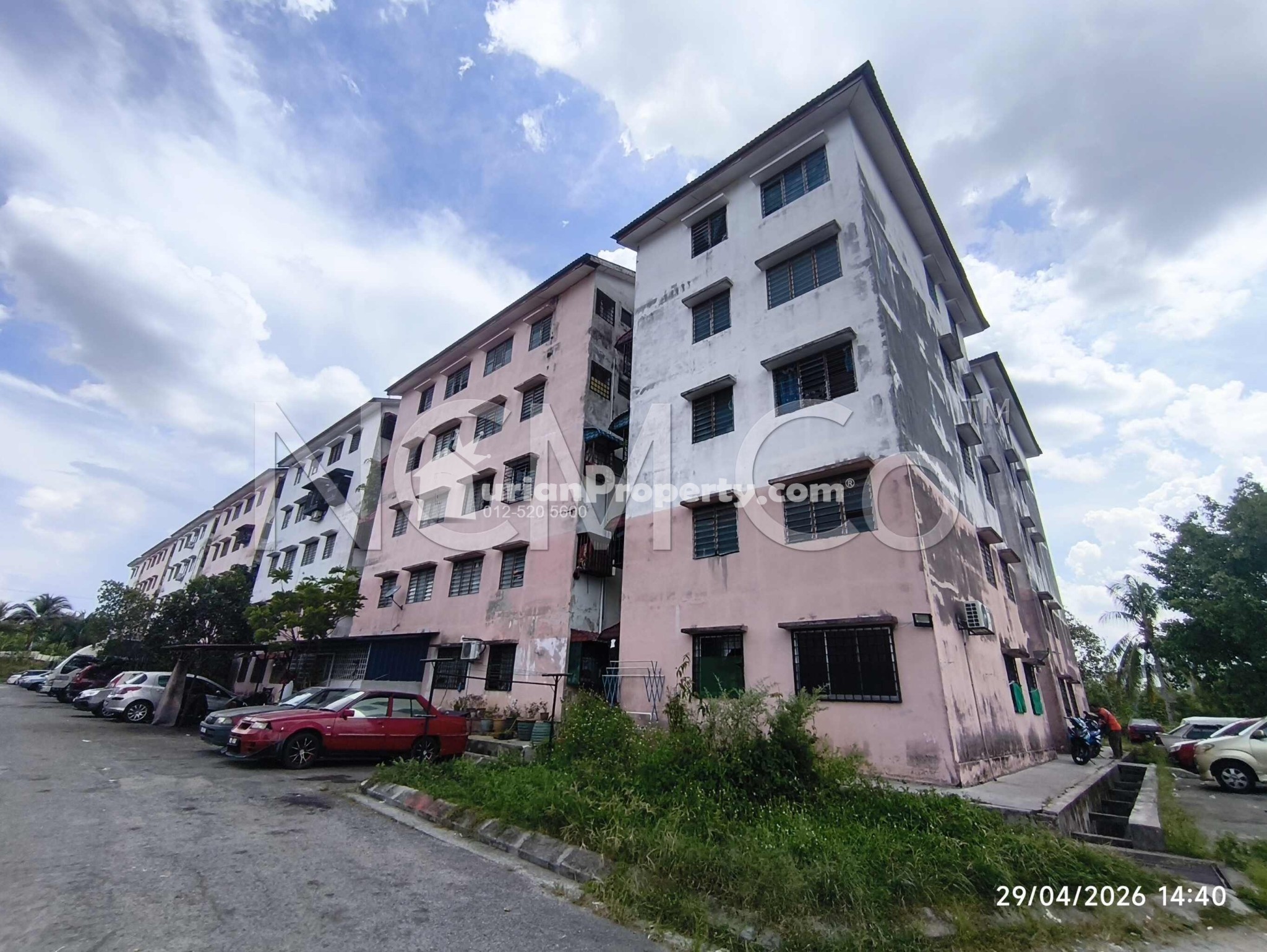Flat For Auction at Pangsapuri Baiduri