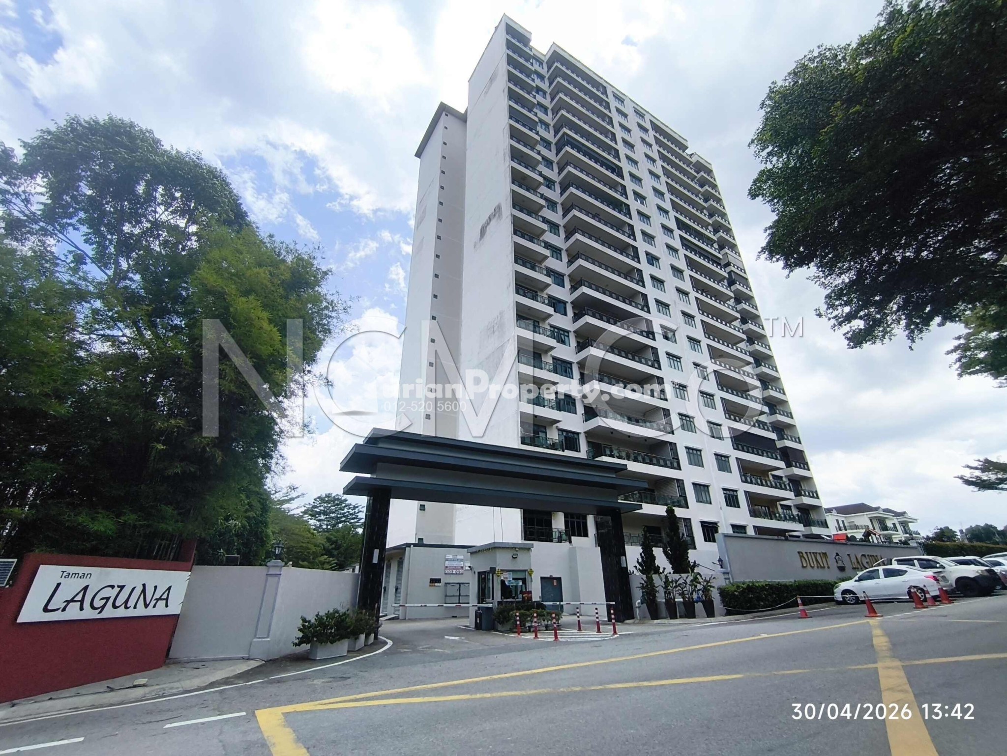 Condo For Auction at Laguna Heights
