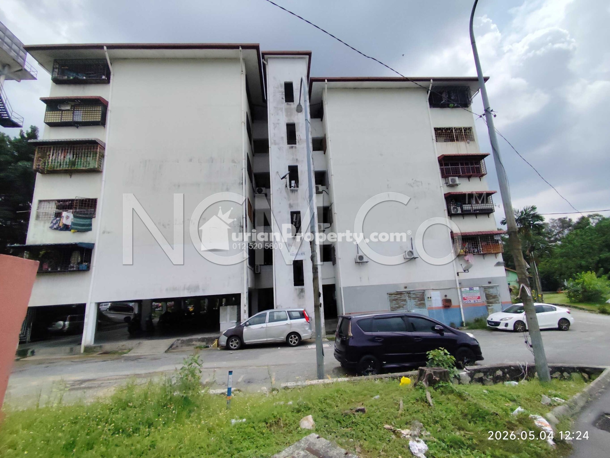Apartment For Auction at Megaria Ros
