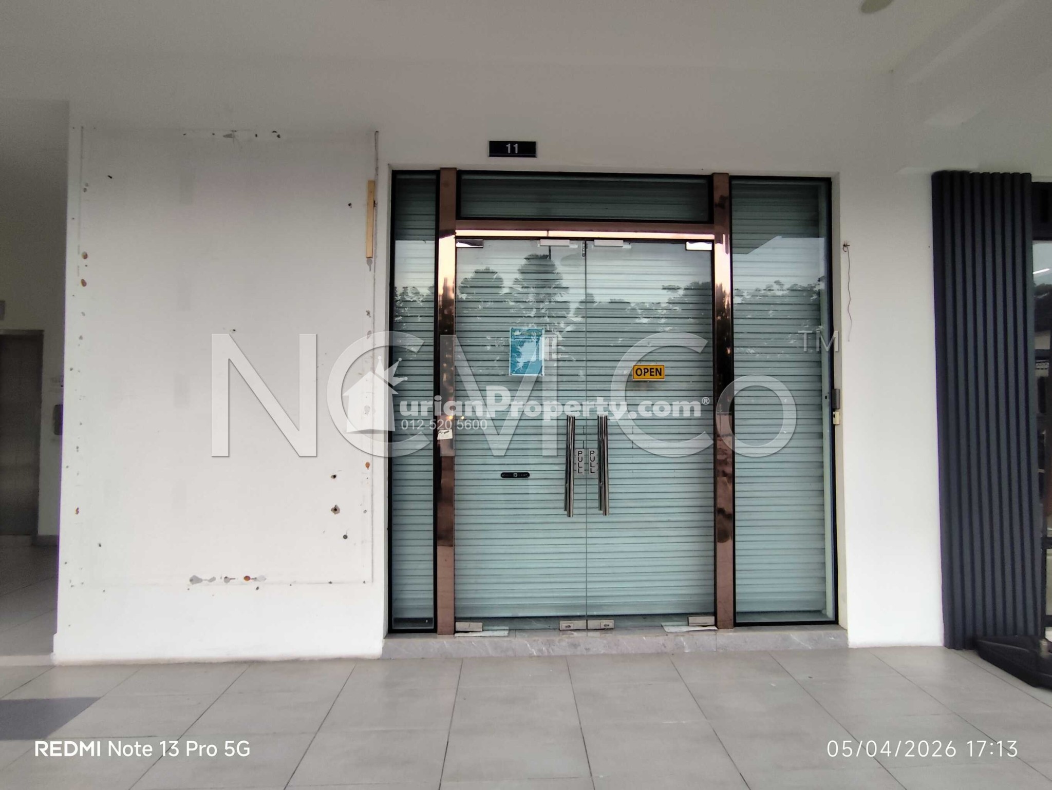 Shop For Auction at The Platino