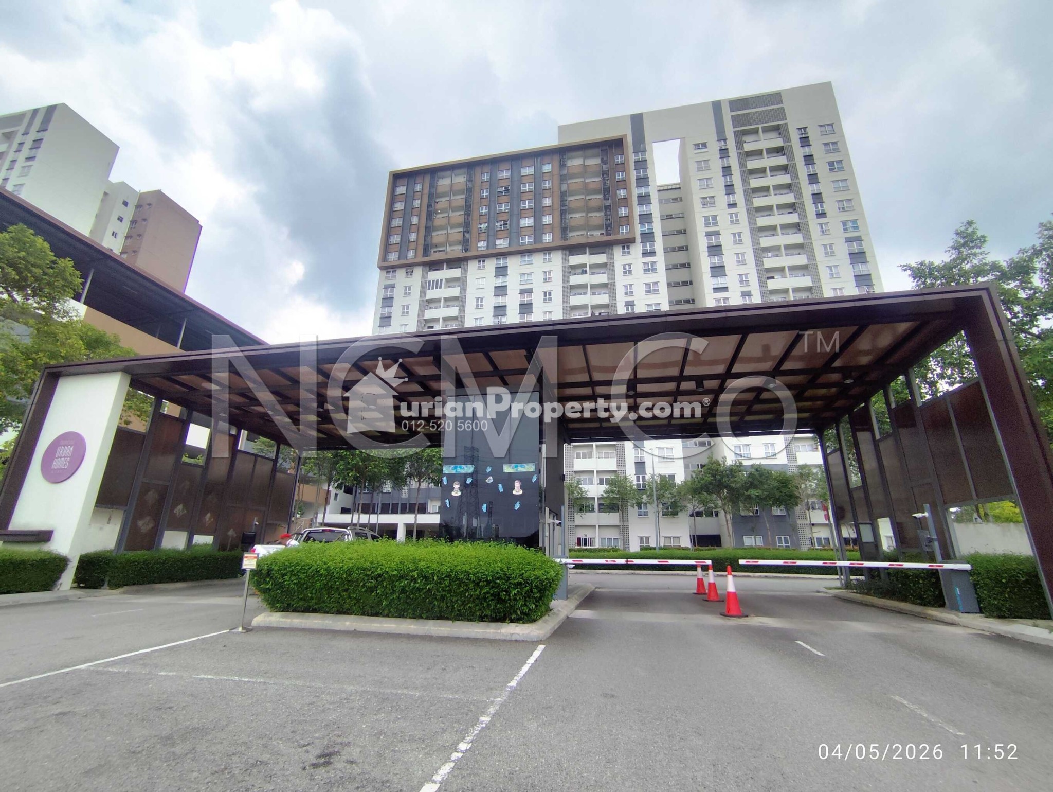 Condo For Auction at Dalia Residence @ Tropicana Aman