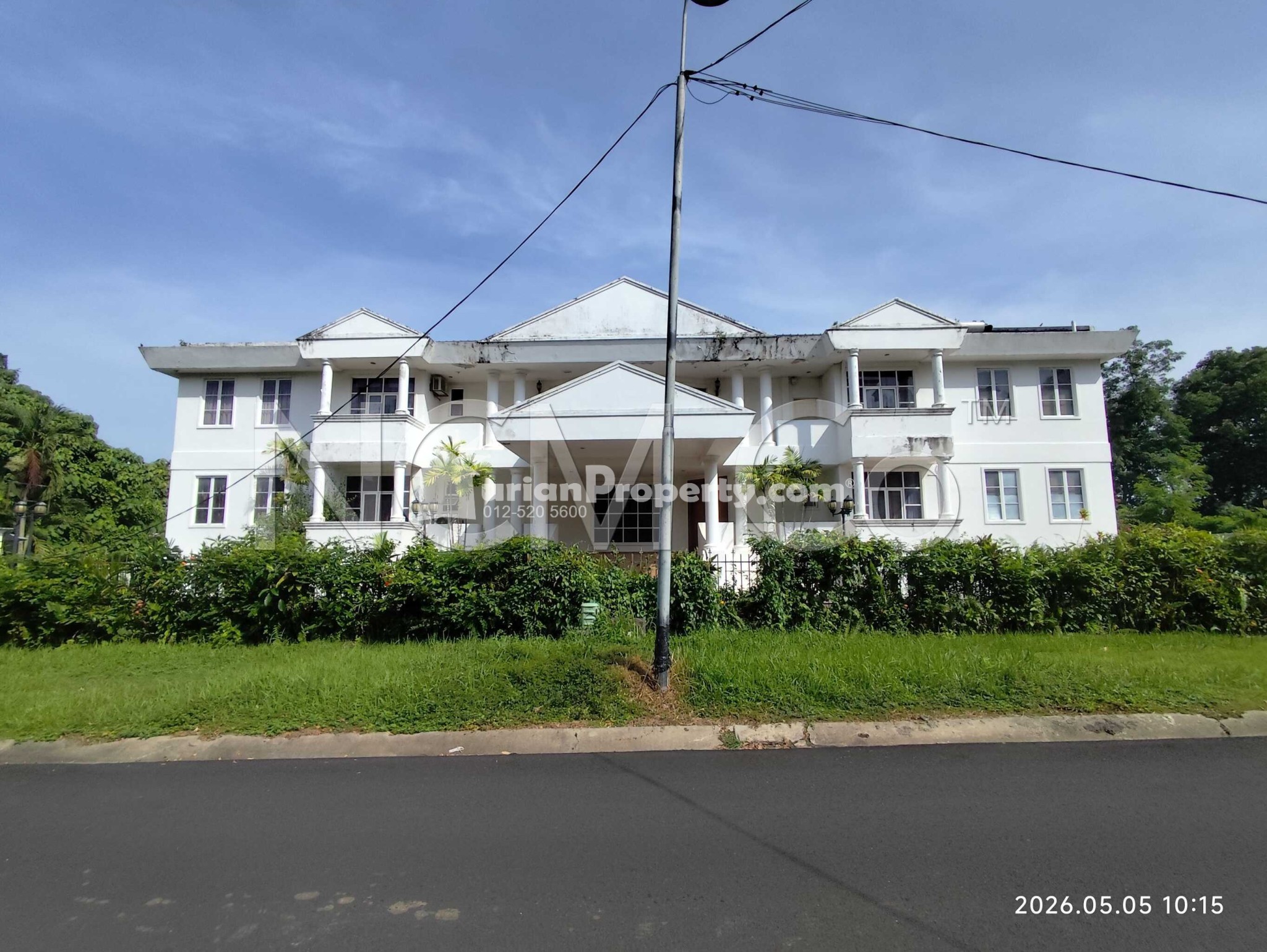 Bungalow House For Auction at Impian Golf & Country Club