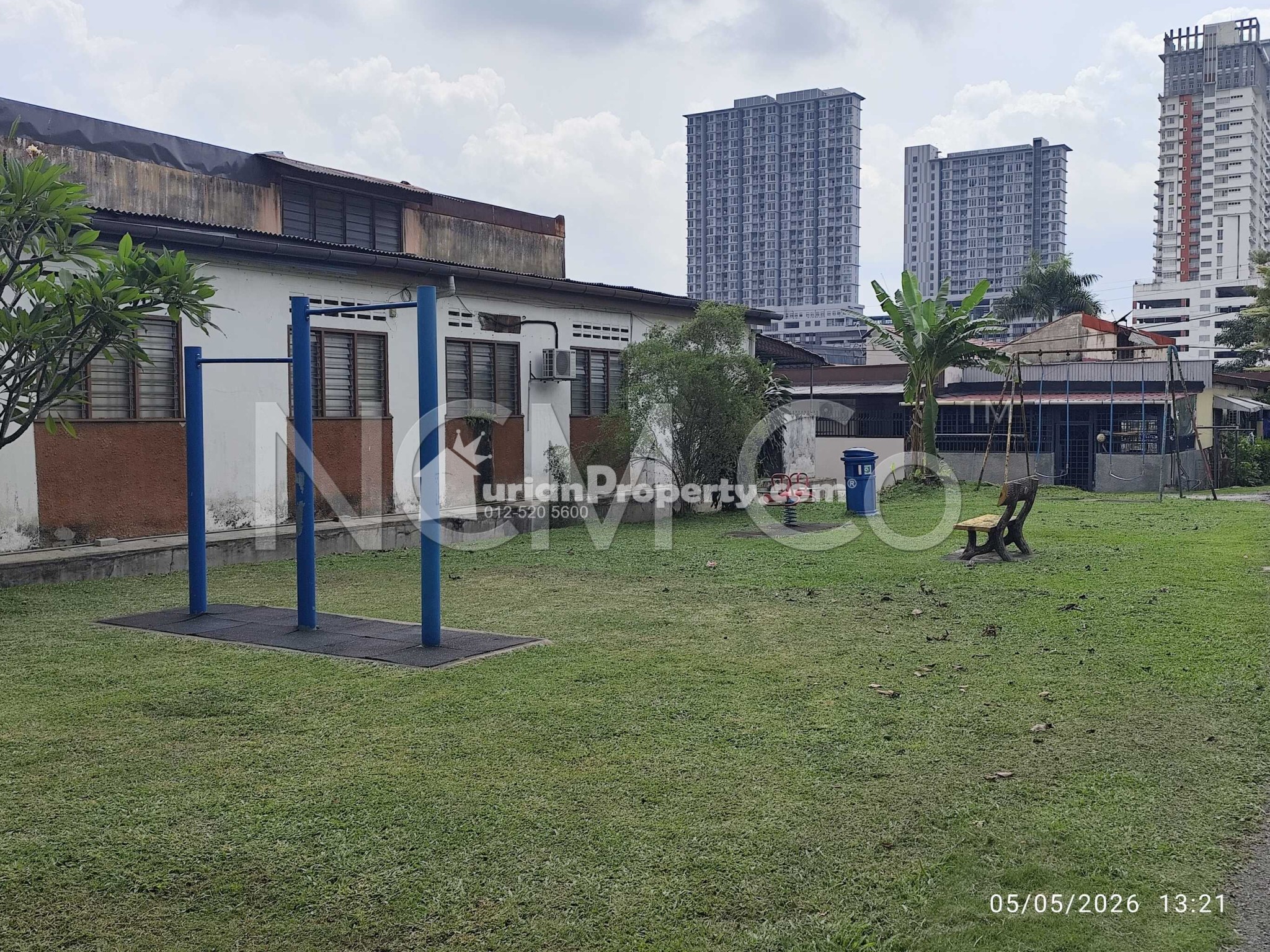 Terrace House For Auction at SS14