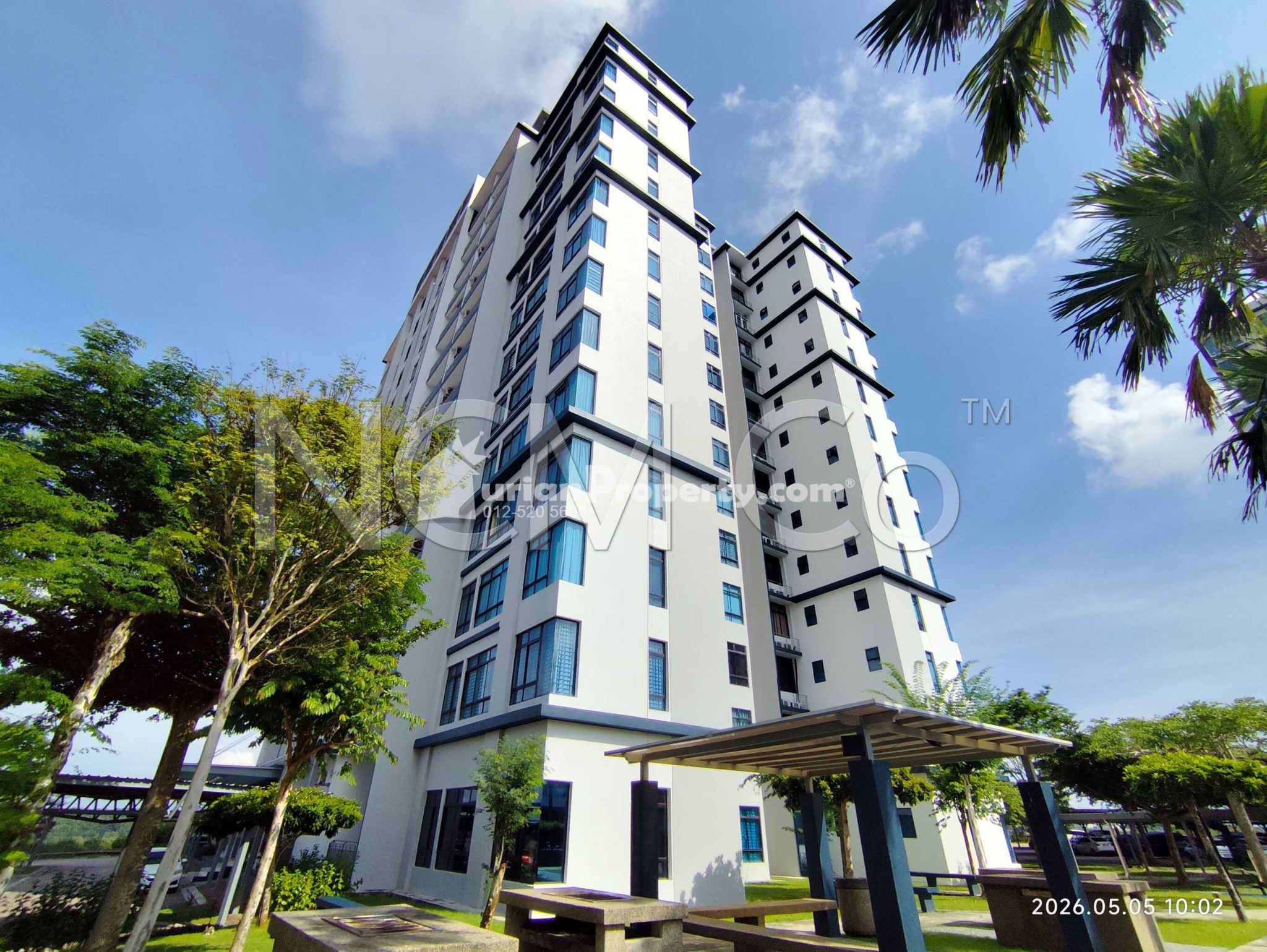 Apartment For Auction at Seri Austin Residences