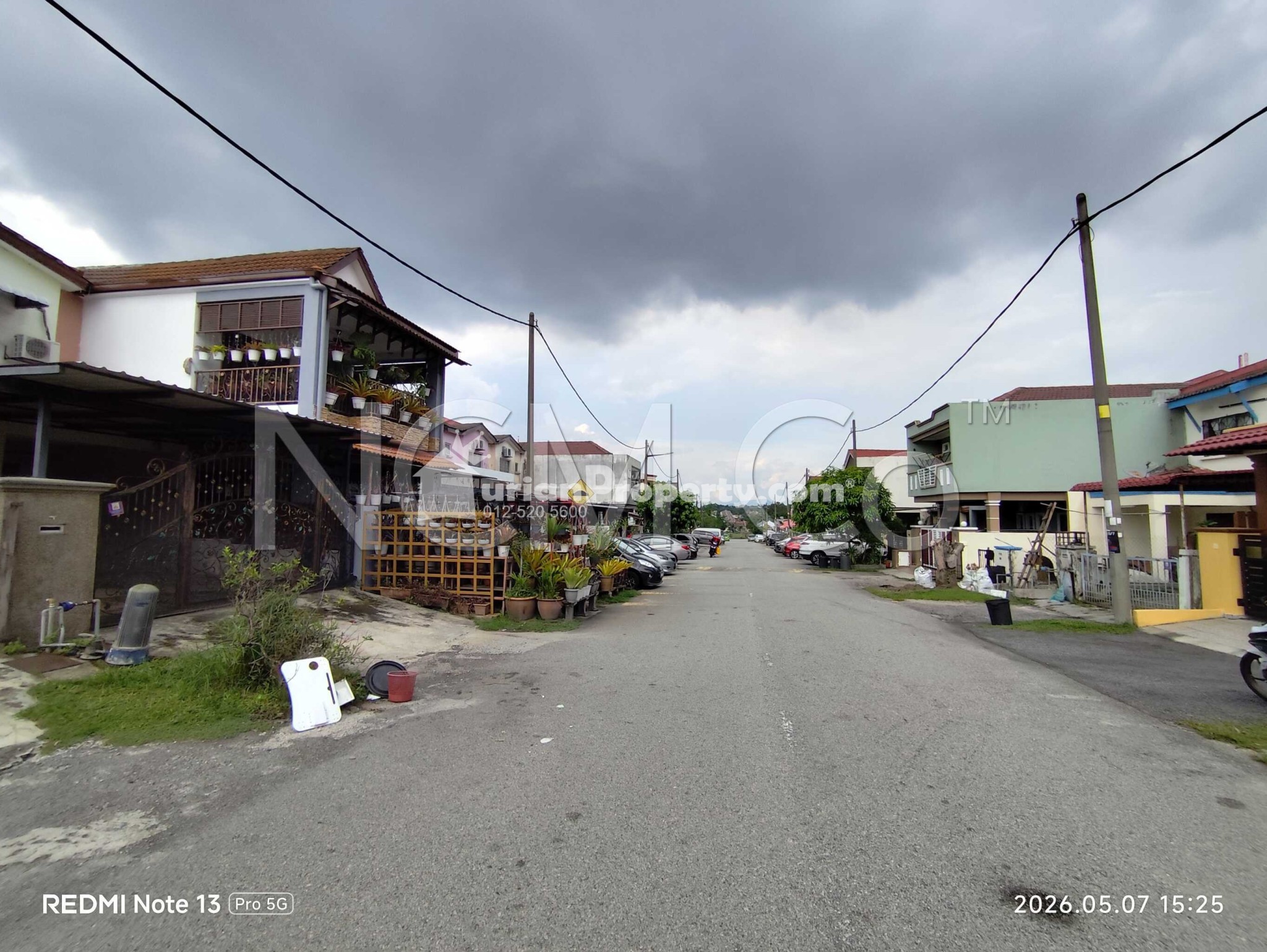 Terrace House For Auction at Green Valley Park (Pinggiran Lembah Hijau)