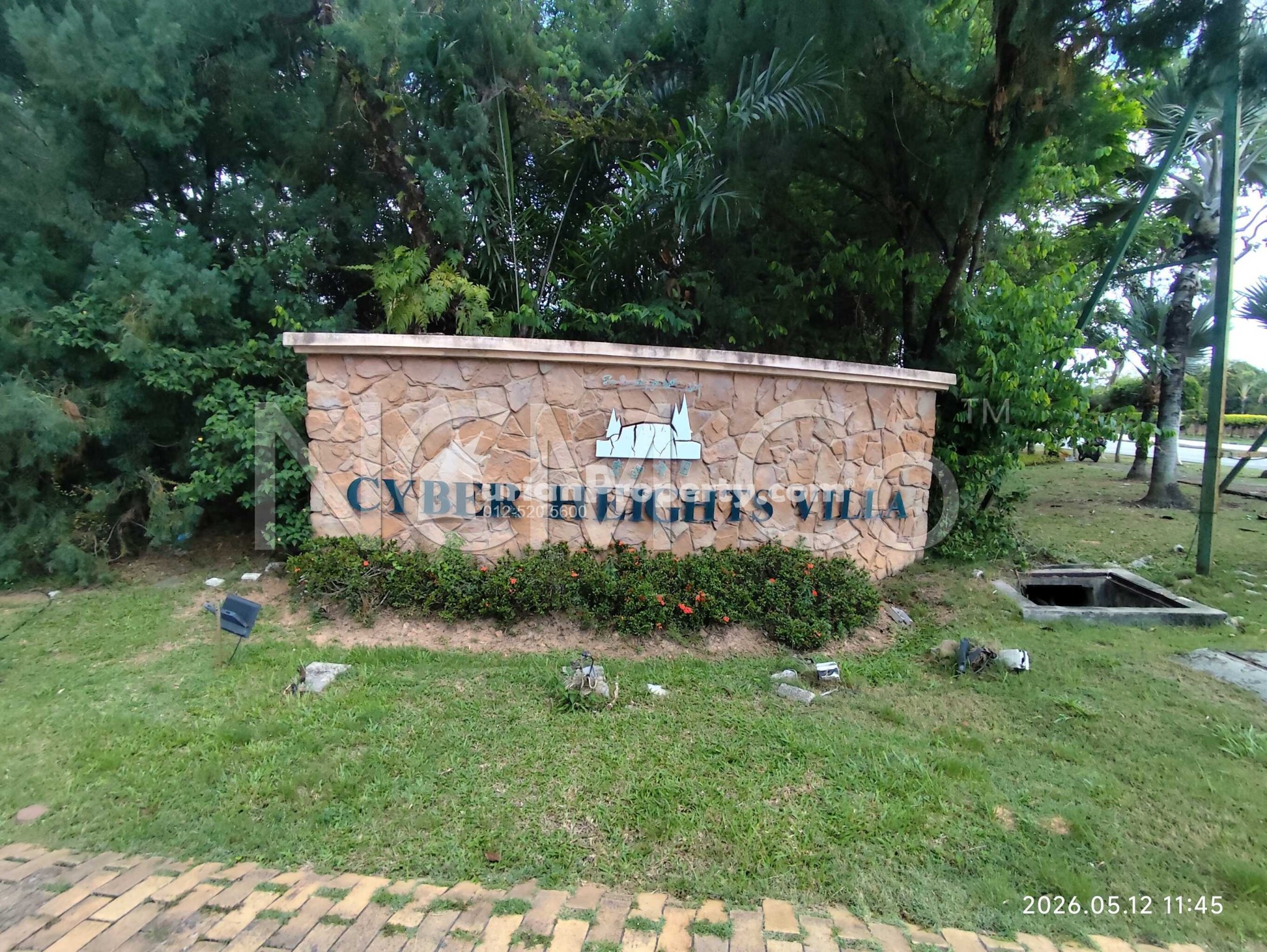 Condo For Auction at Cyber Heights Villa