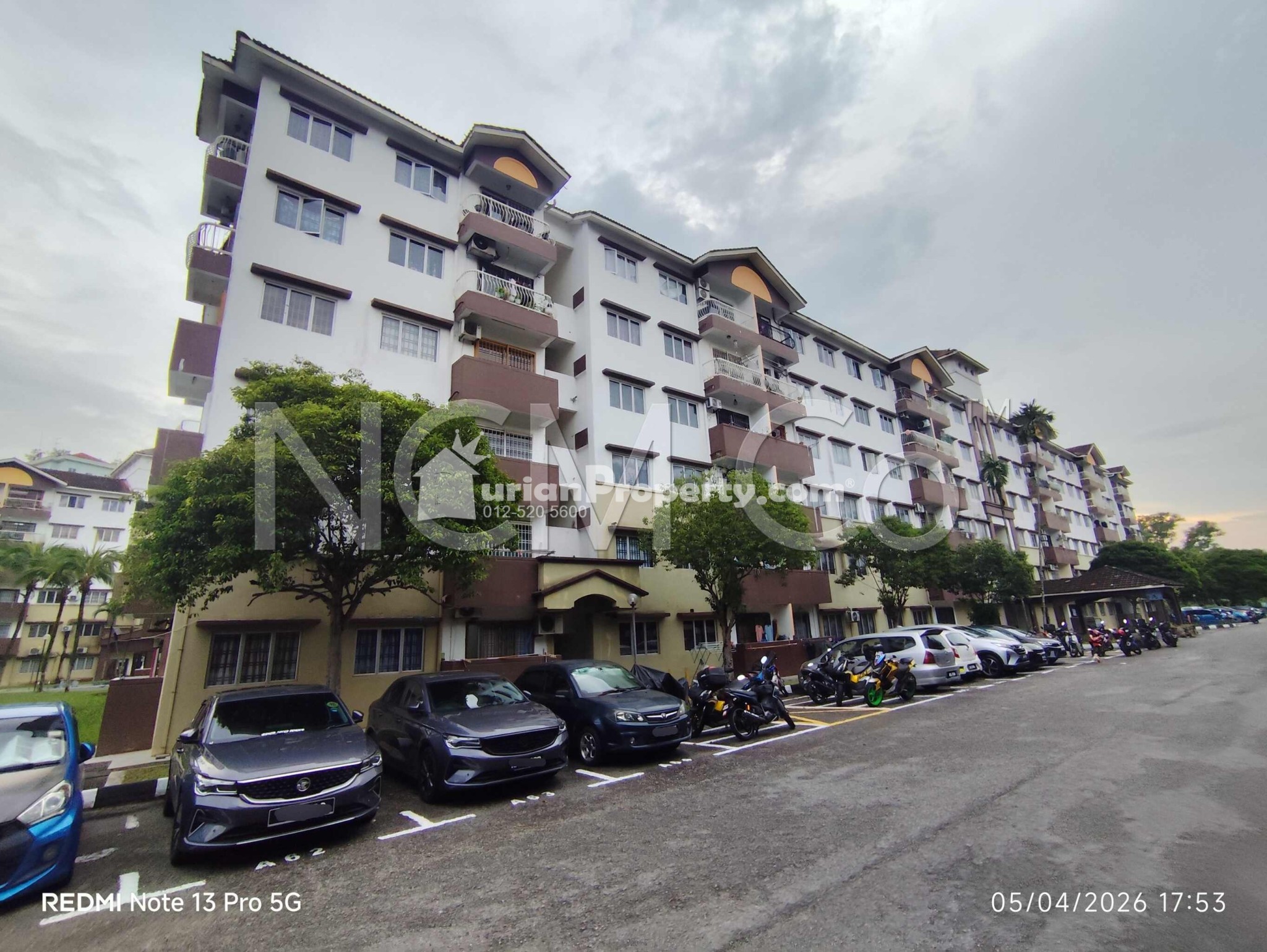Apartment For Auction at Sri Kenari Apartment (Tampoi Indah)