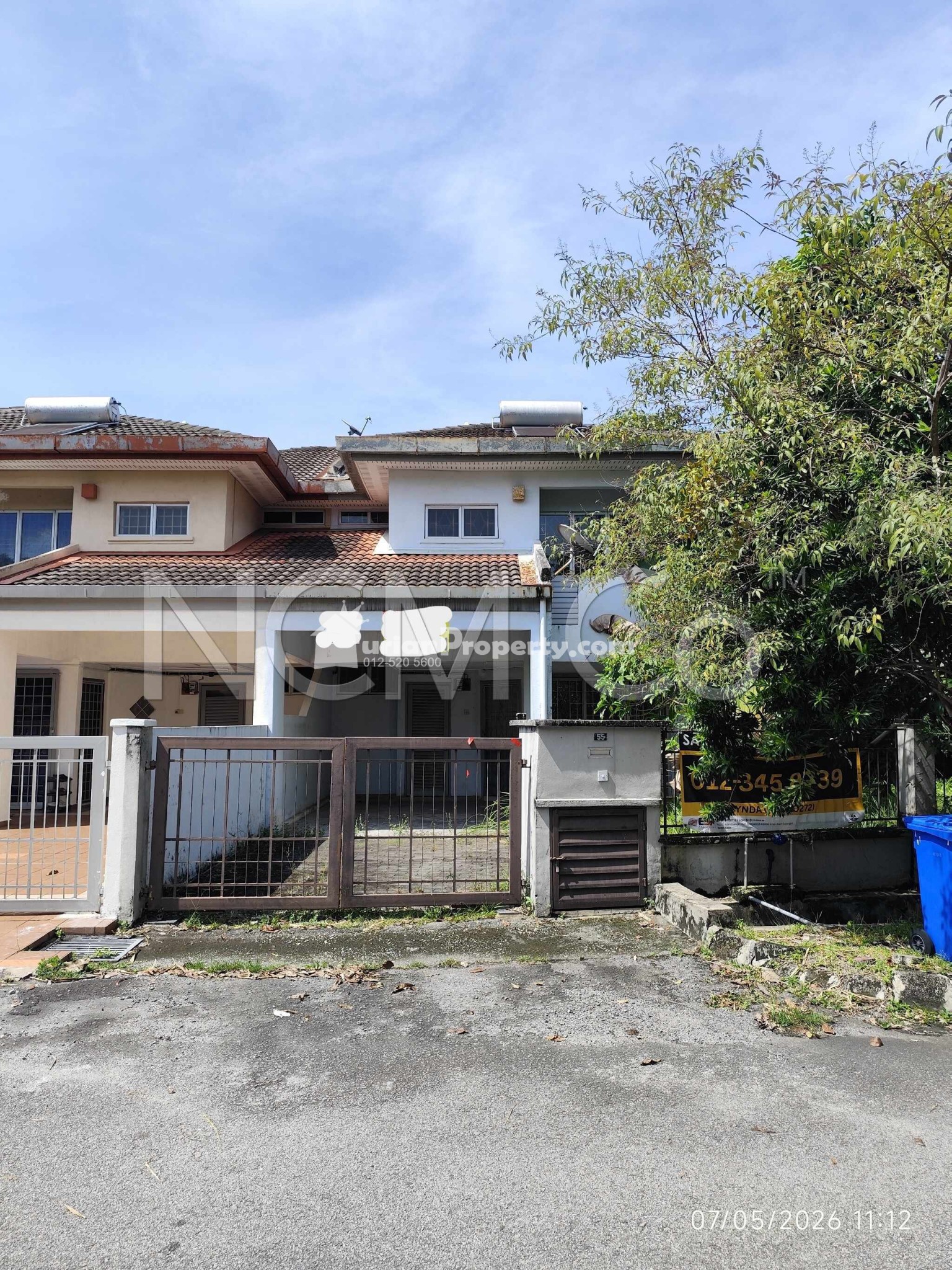 Terrace House For Auction at Taman Bunga Negara
