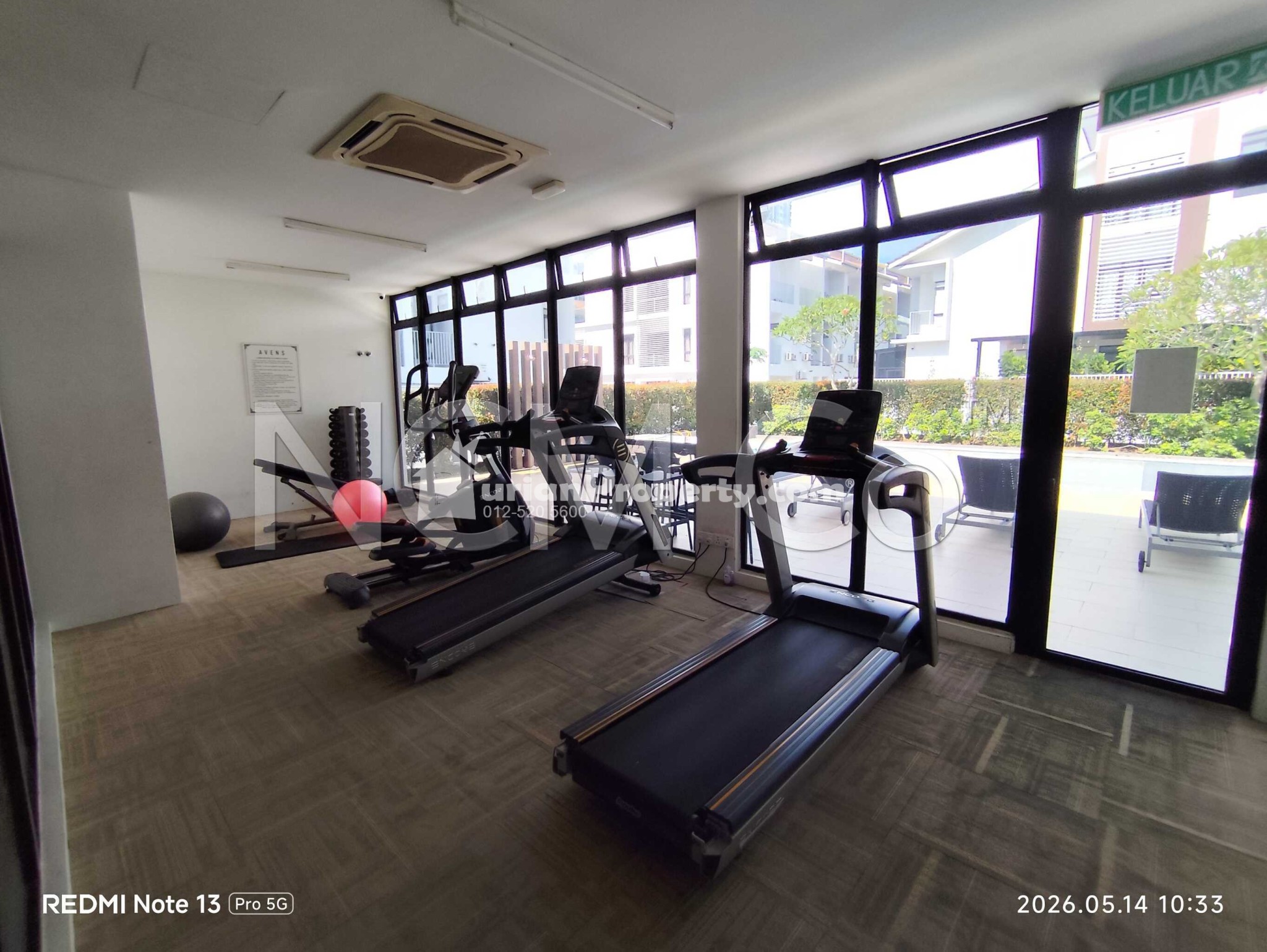 Terrace House For Auction at Avens Residence