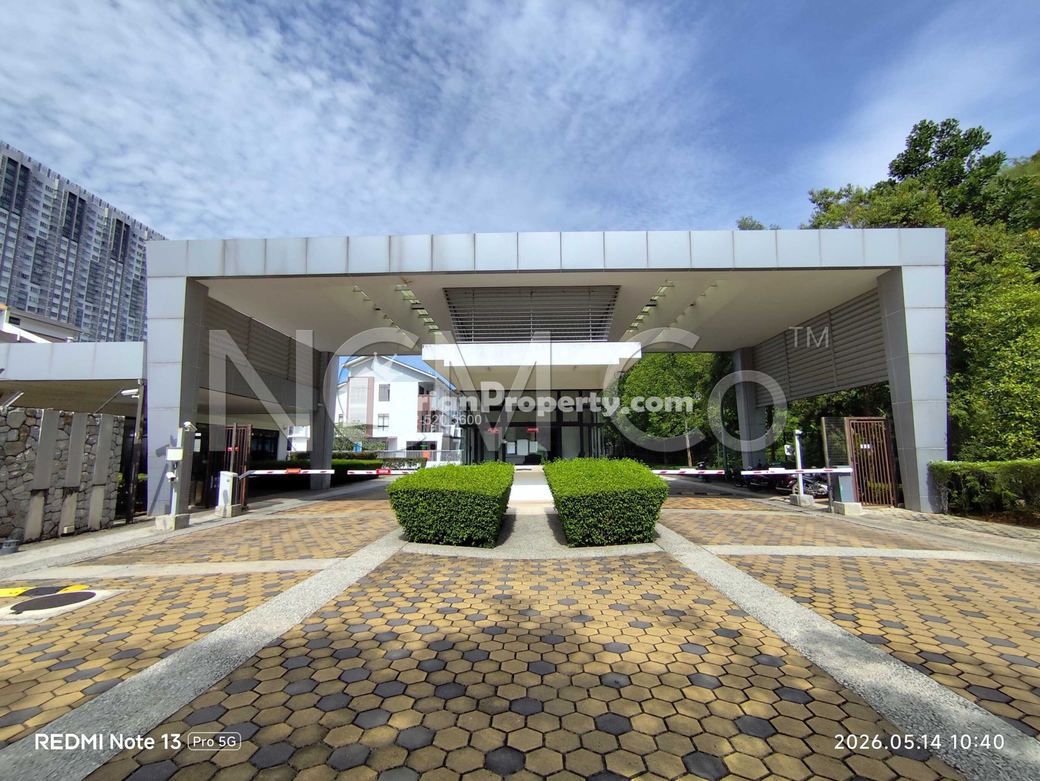 Terrace House For Auction at Avens Residence