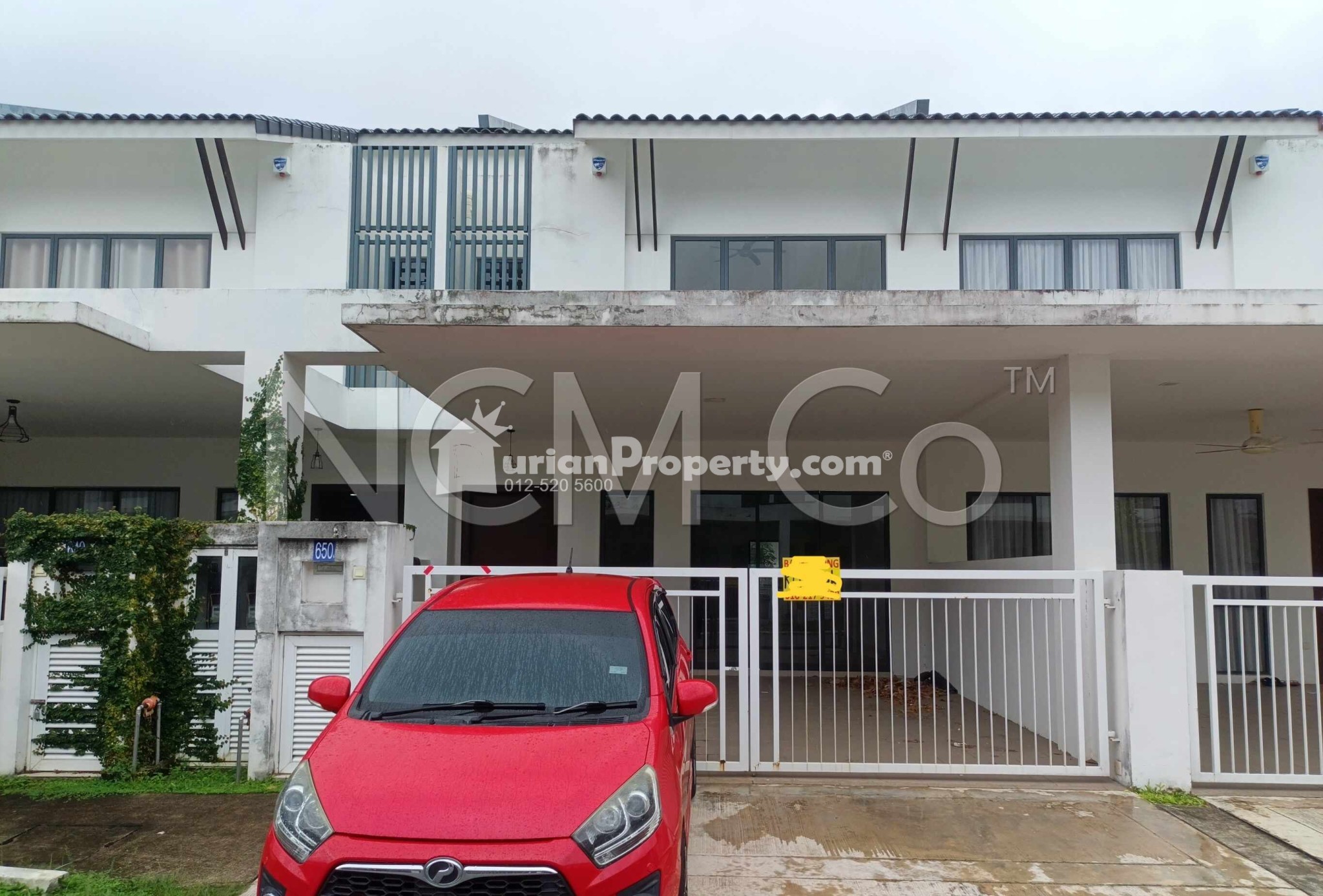 Terrace House For Auction at Hijayu 2