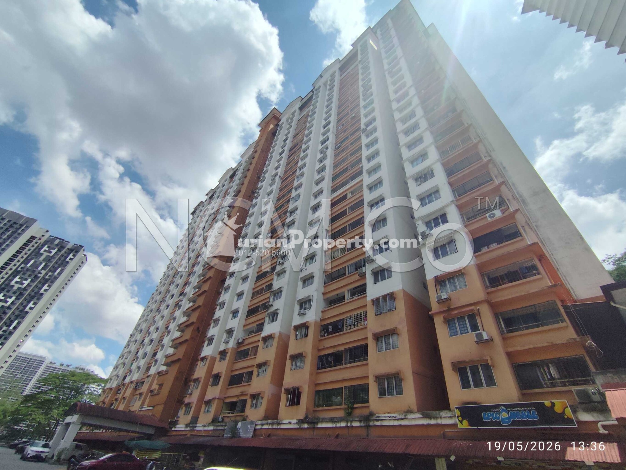 Apartment For Auction at Flora Damansara Apartment