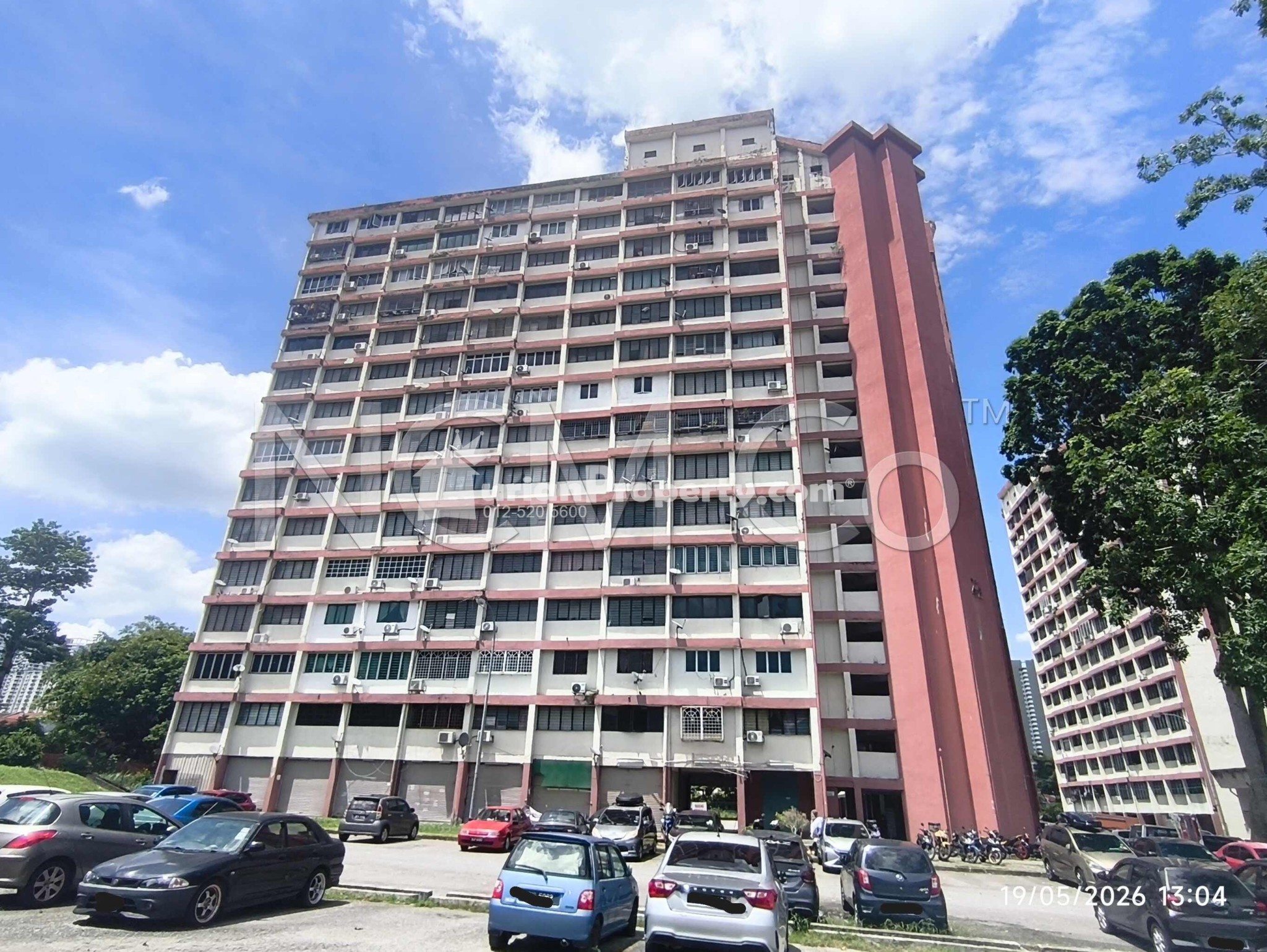 Apartment For Auction at Sri Tioman II