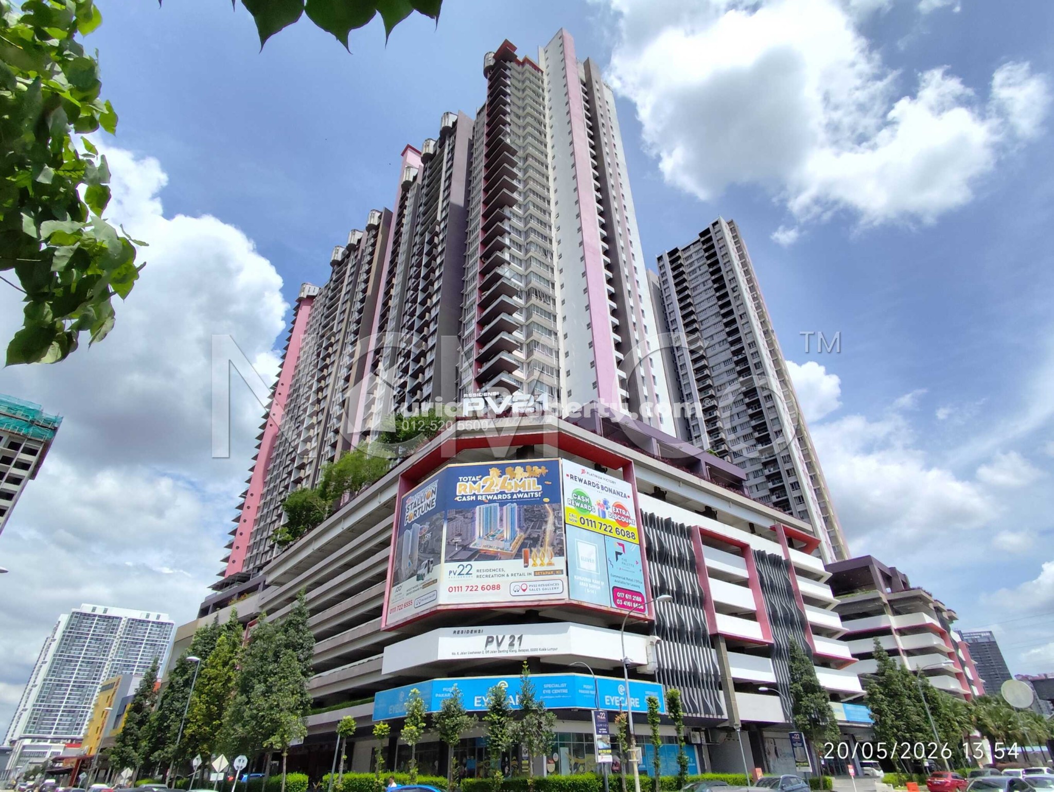 Serviced Residence For Auction at Platinum Lake PV21